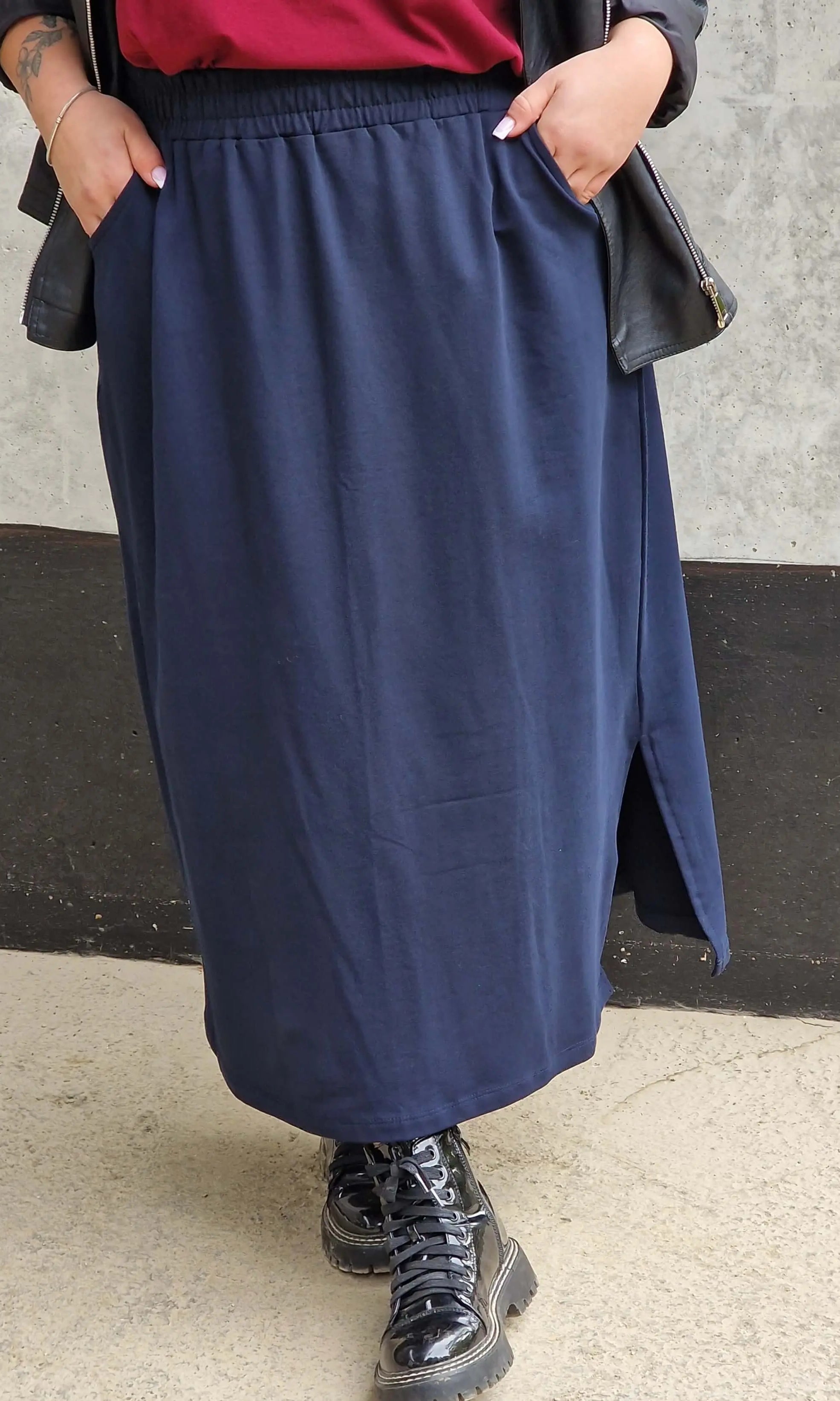 Spódnica midi plus size z kieszeniami – stylowa, wygodna i kobieca Stylowa XL