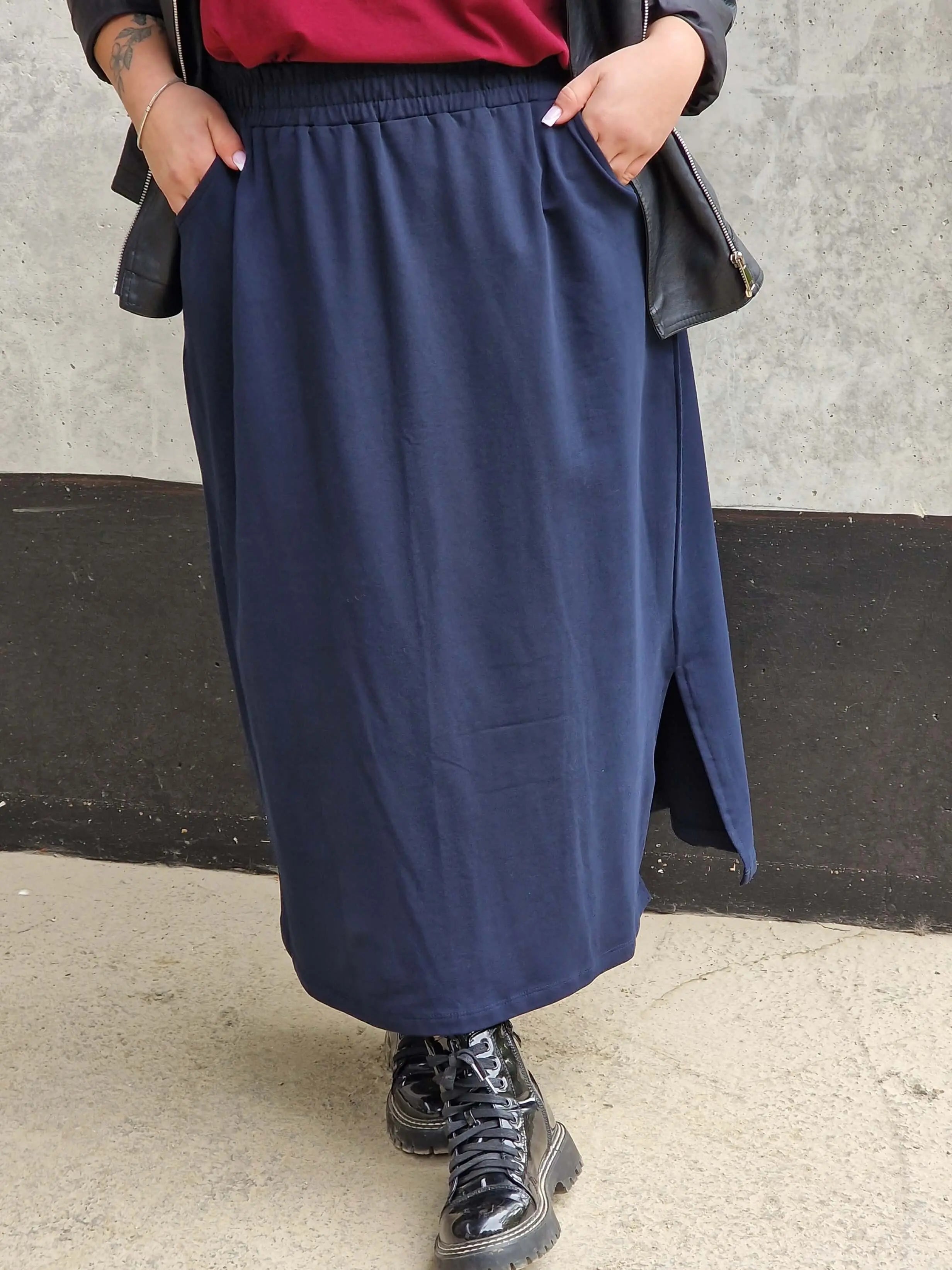 Spódnica midi plus size z kieszeniami – stylowa, wygodna i kobieca Stylowa XL