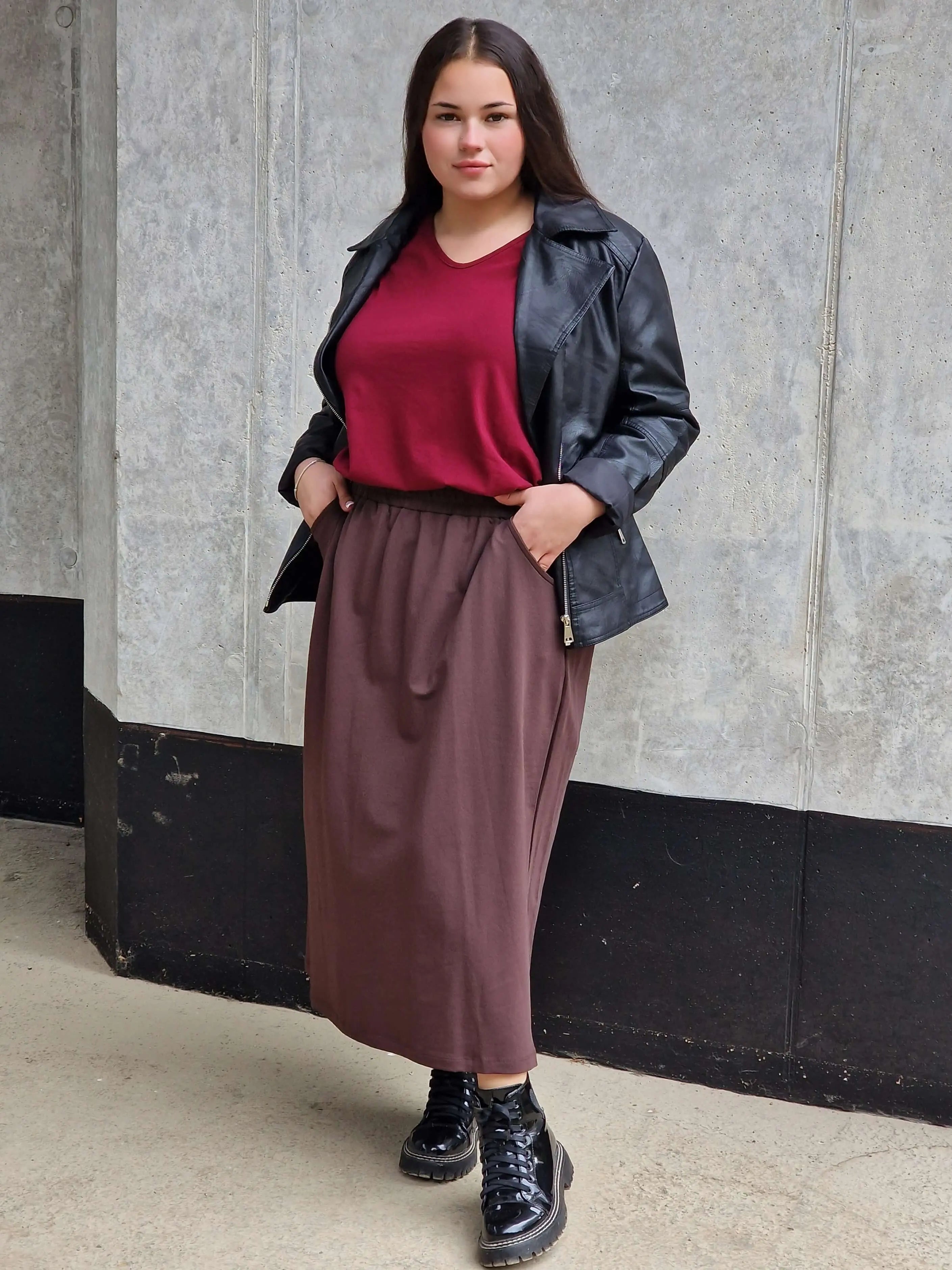 Spódnica midi plus size z kieszeniami – stylowa, wygodna i kobieca Stylowa XL