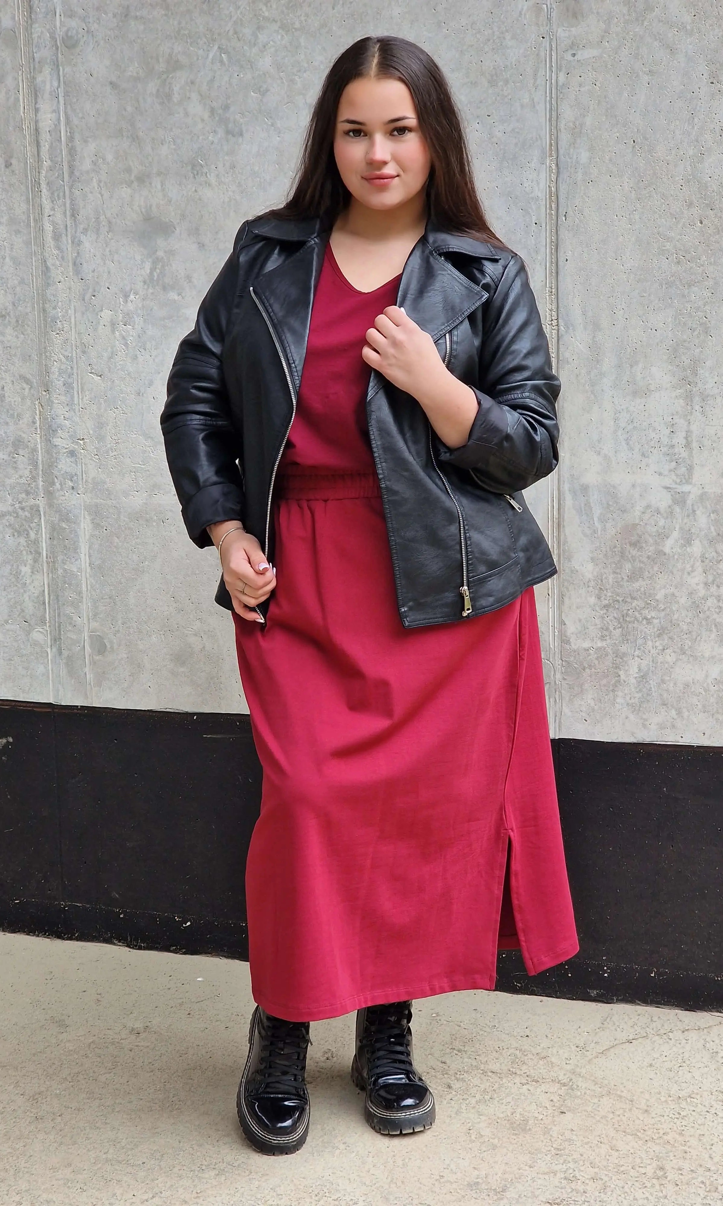 Spódnica midi plus size z kieszeniami – stylowa, wygodna i kobieca Stylowa XL