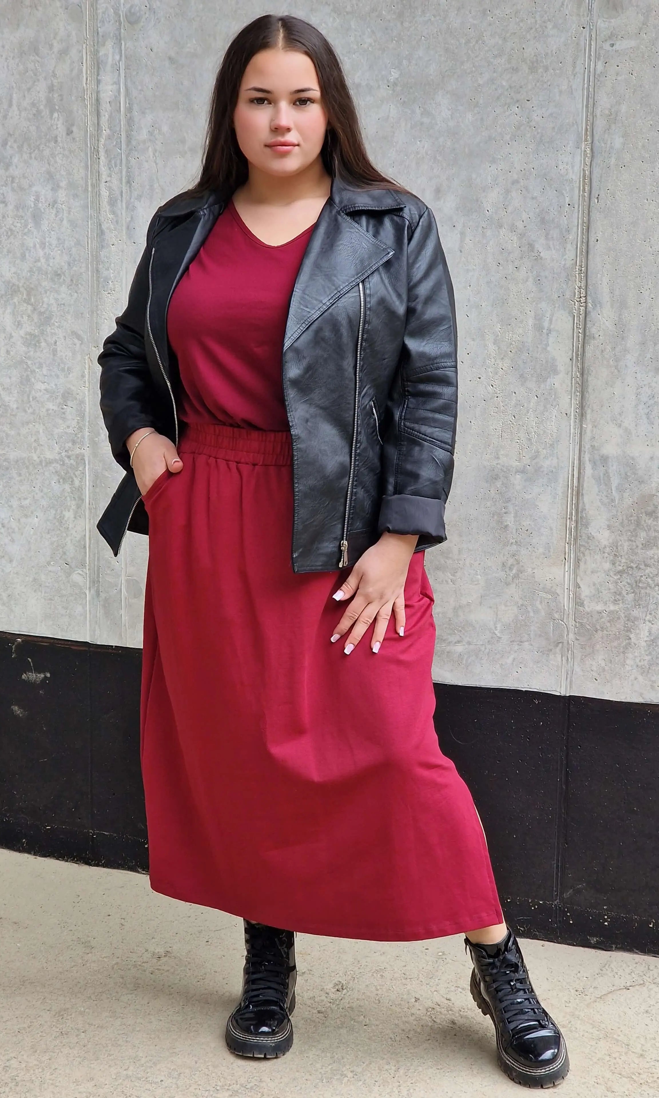 Spódnica midi plus size z kieszeniami – stylowa, wygodna i kobieca Stylowa XL