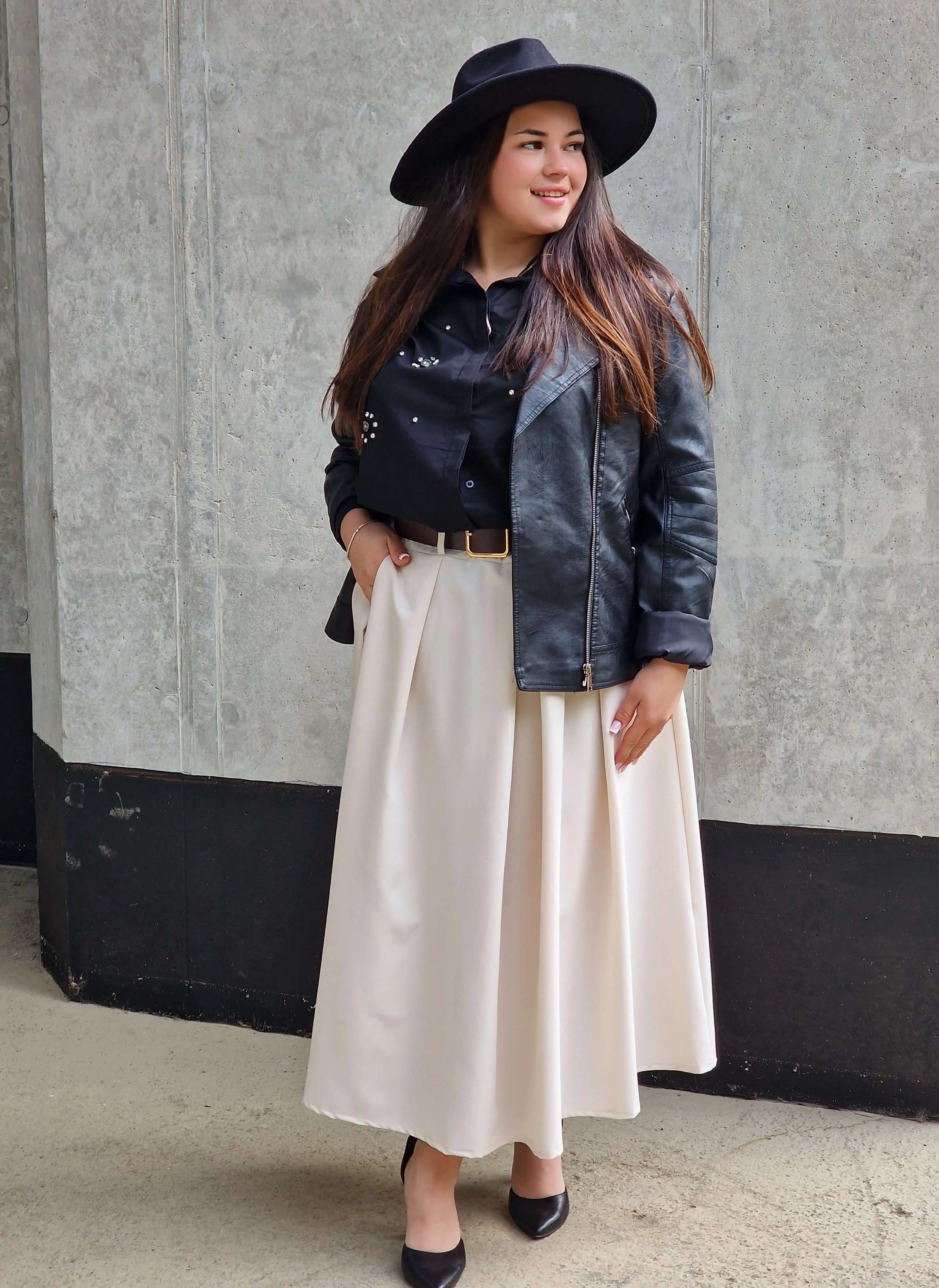 Spódnica midi z paskiem Stylowa XL