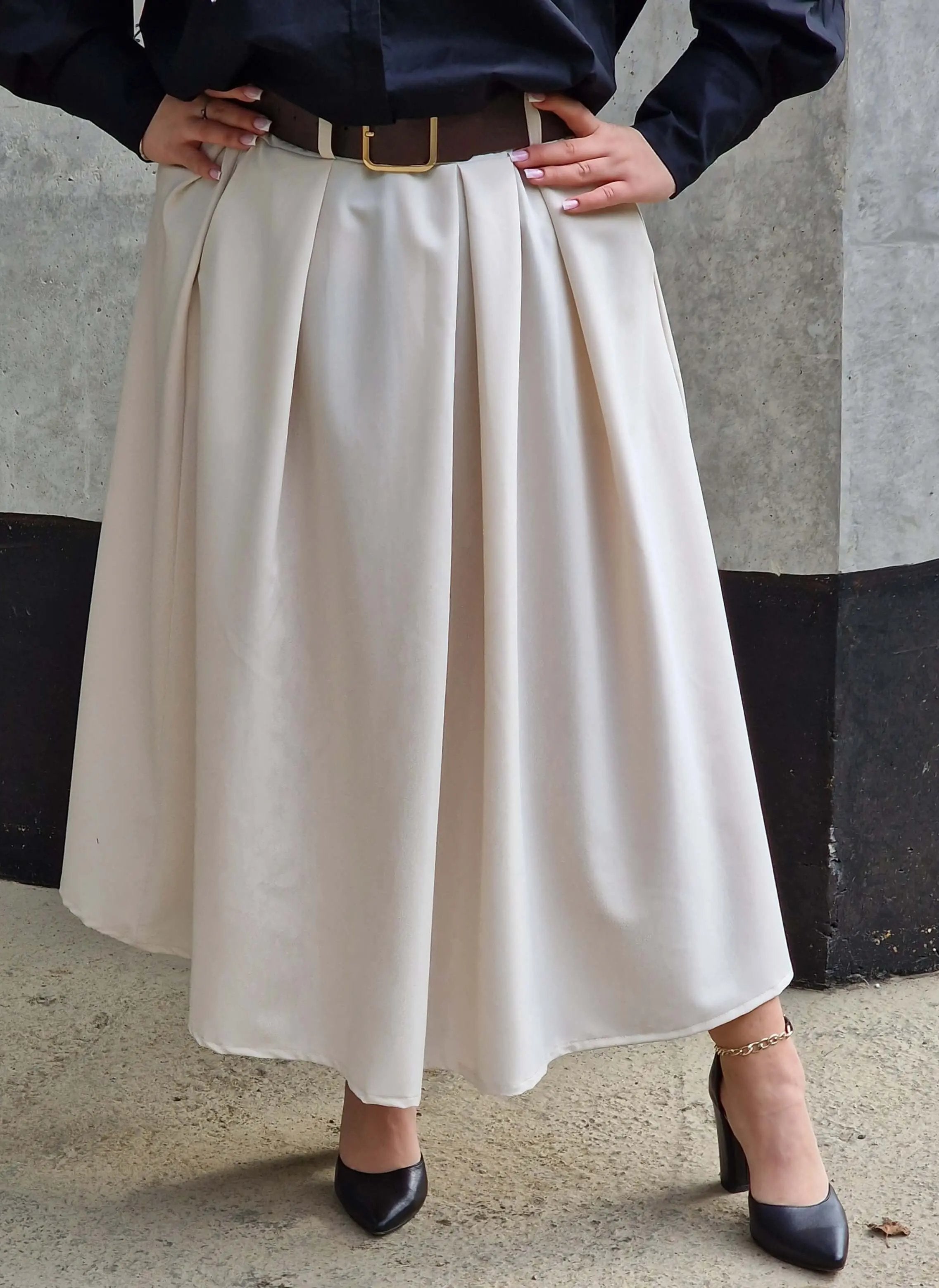 Spódnica midi z paskiem Stylowa XL