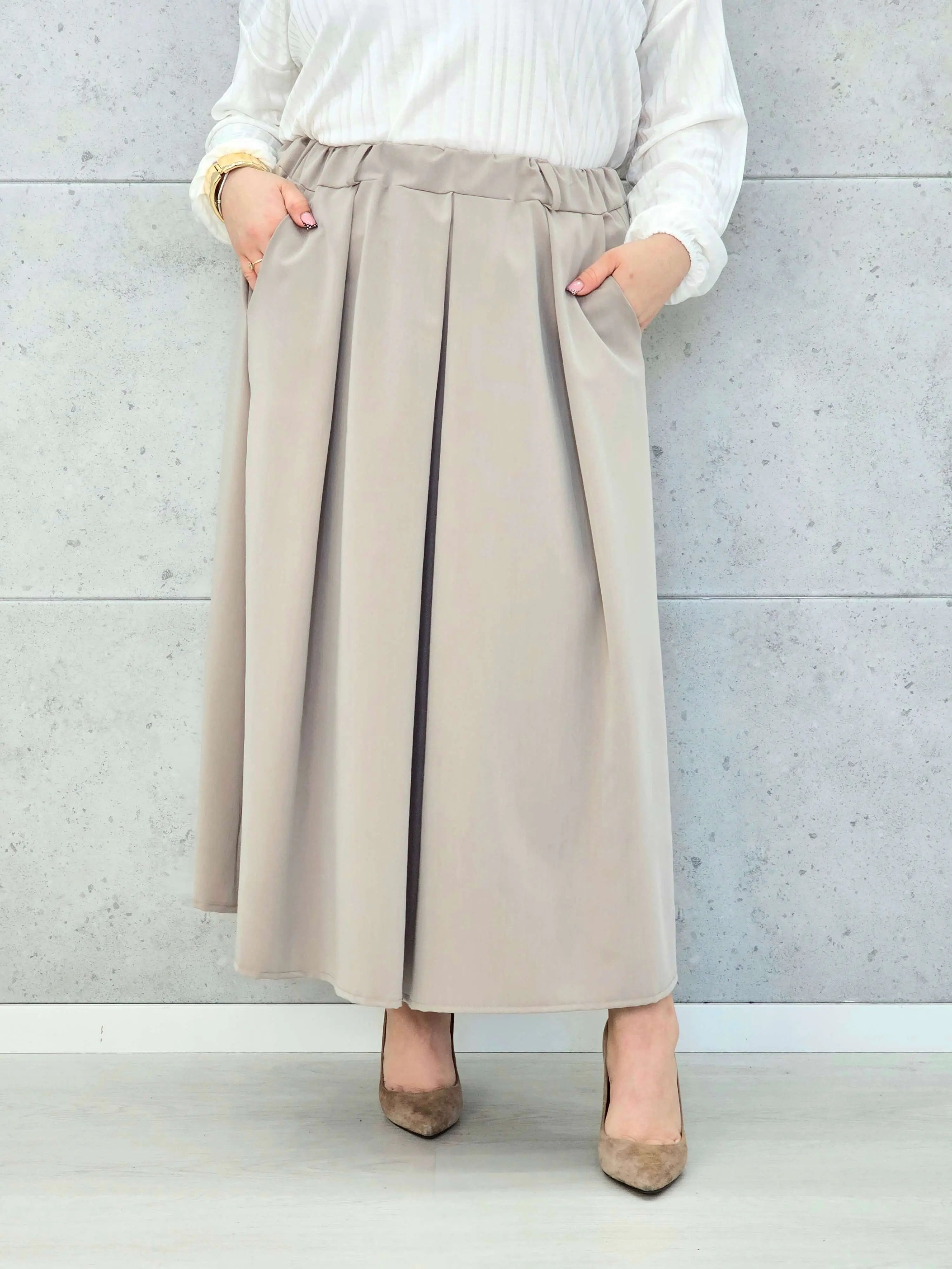 Spódnica plisowana midi StylowaXL – klasyczna elegancja w nowoczesnym wydaniu Stylowa XL