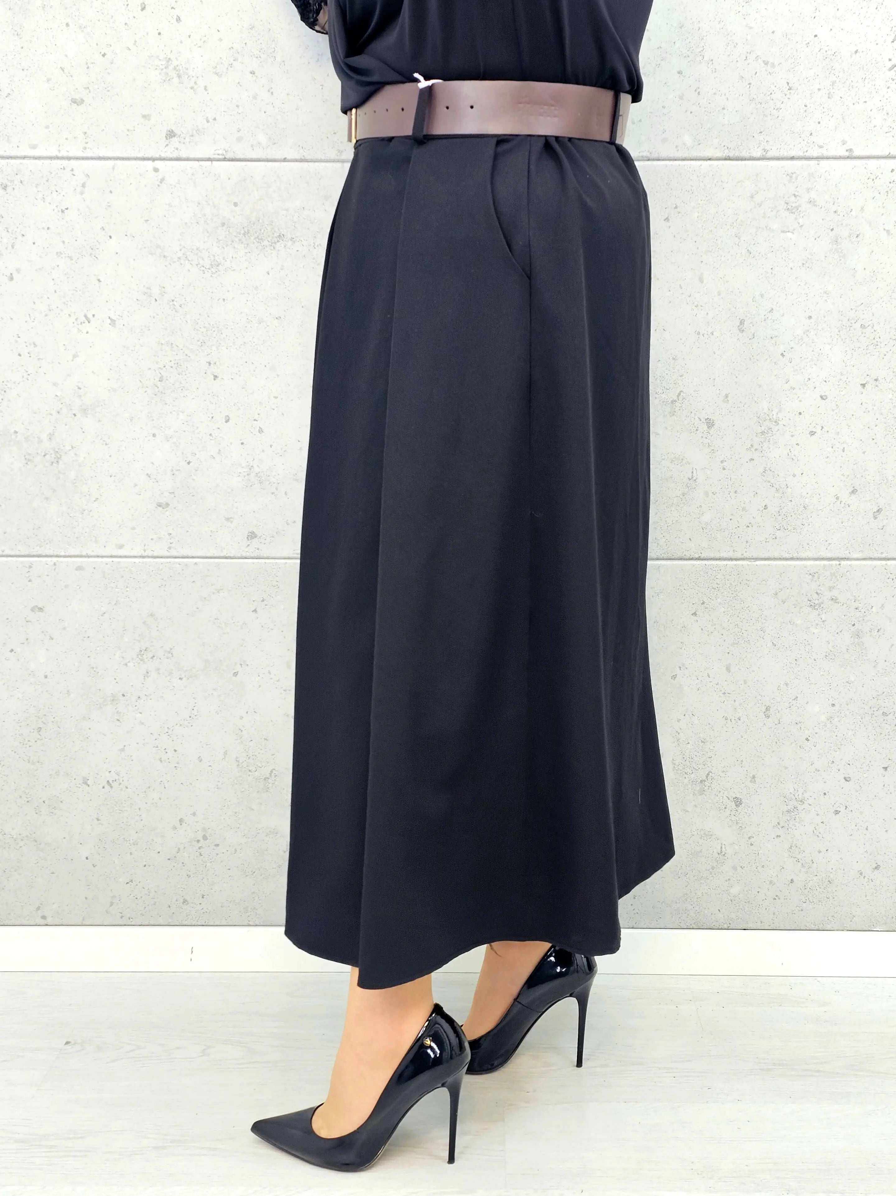 Spódnica plisowana midi StylowaXL – klasyczna elegancja w nowoczesnym wydaniu Stylowa XL