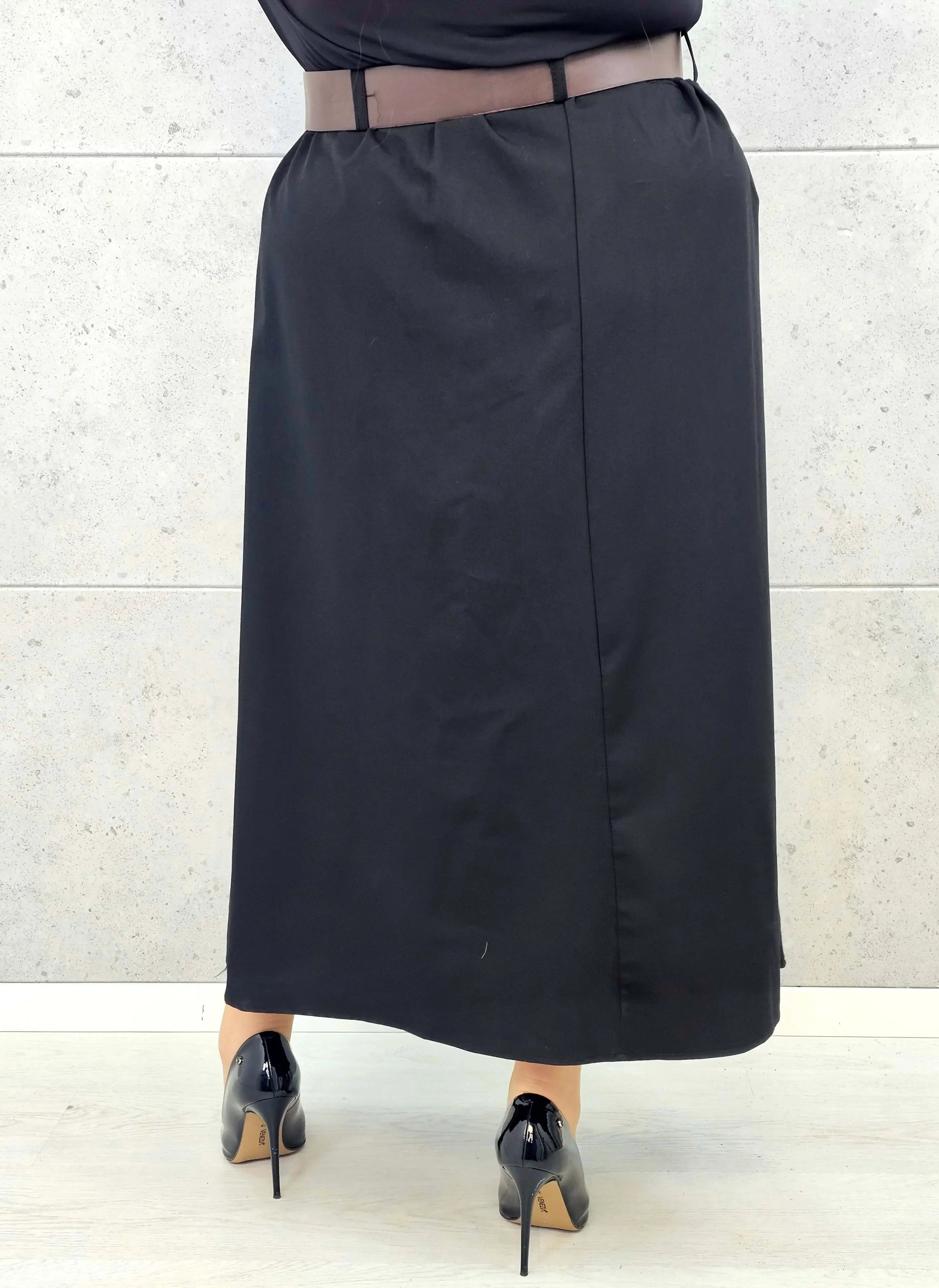 Spódnica plisowana midi StylowaXL – klasyczna elegancja w nowoczesnym wydaniu Stylowa XL