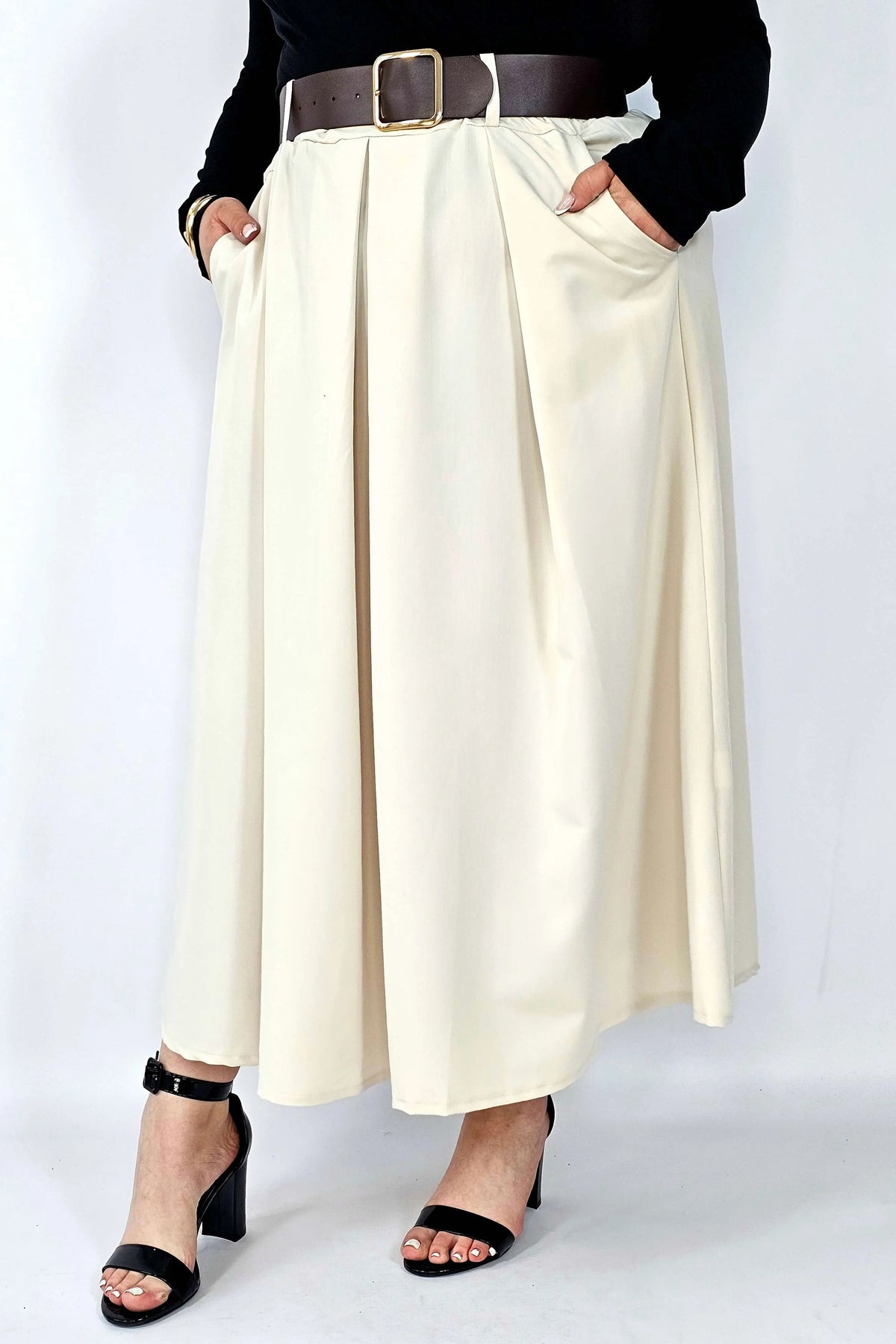 Spódnica plisowana midi StylowaXL – klasyczna elegancja w nowoczesnym wydaniu Stylowa XL