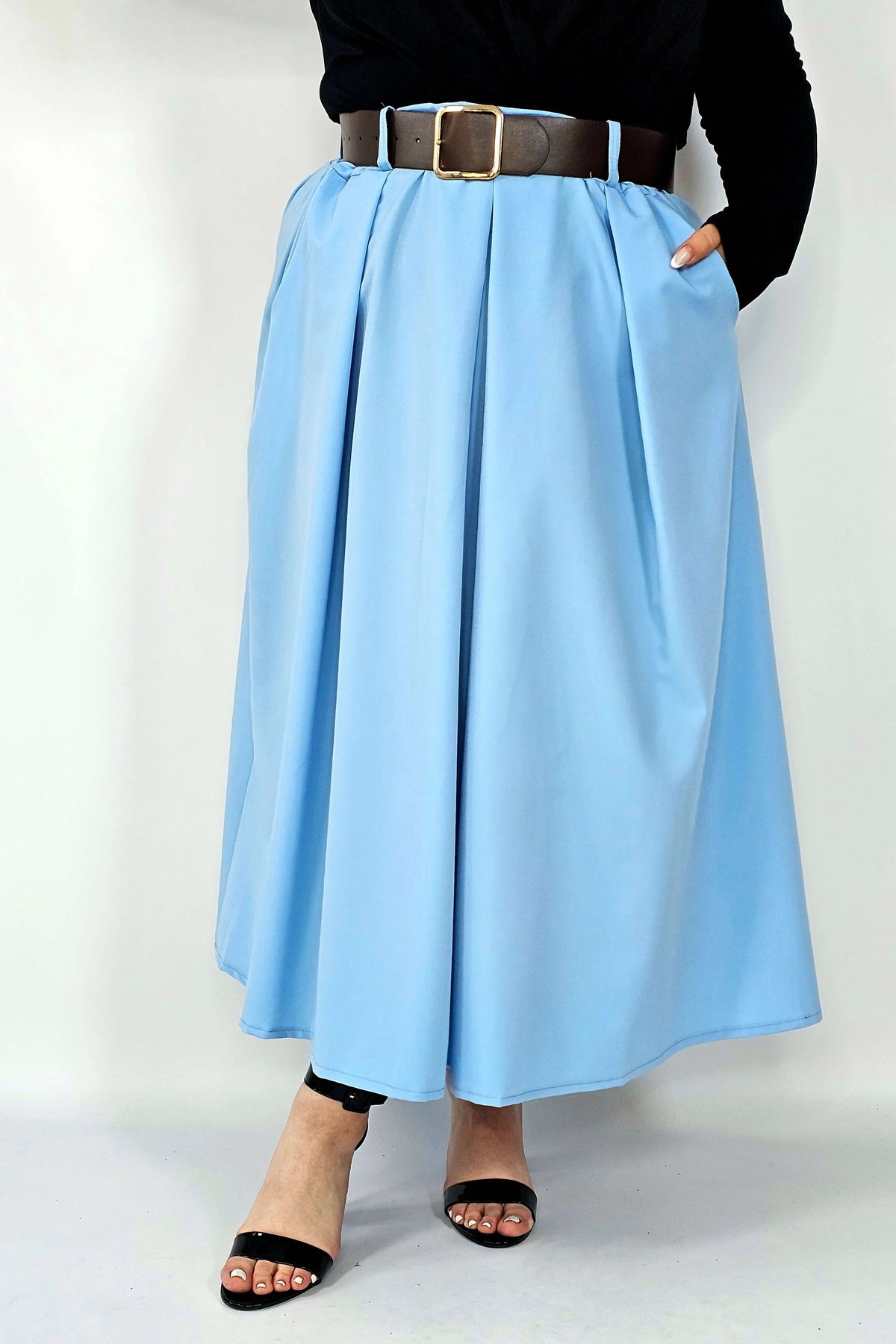 Spódnica plisowana midi StylowaXL – klasyczna elegancja w nowoczesnym wydaniu Stylowa XL
