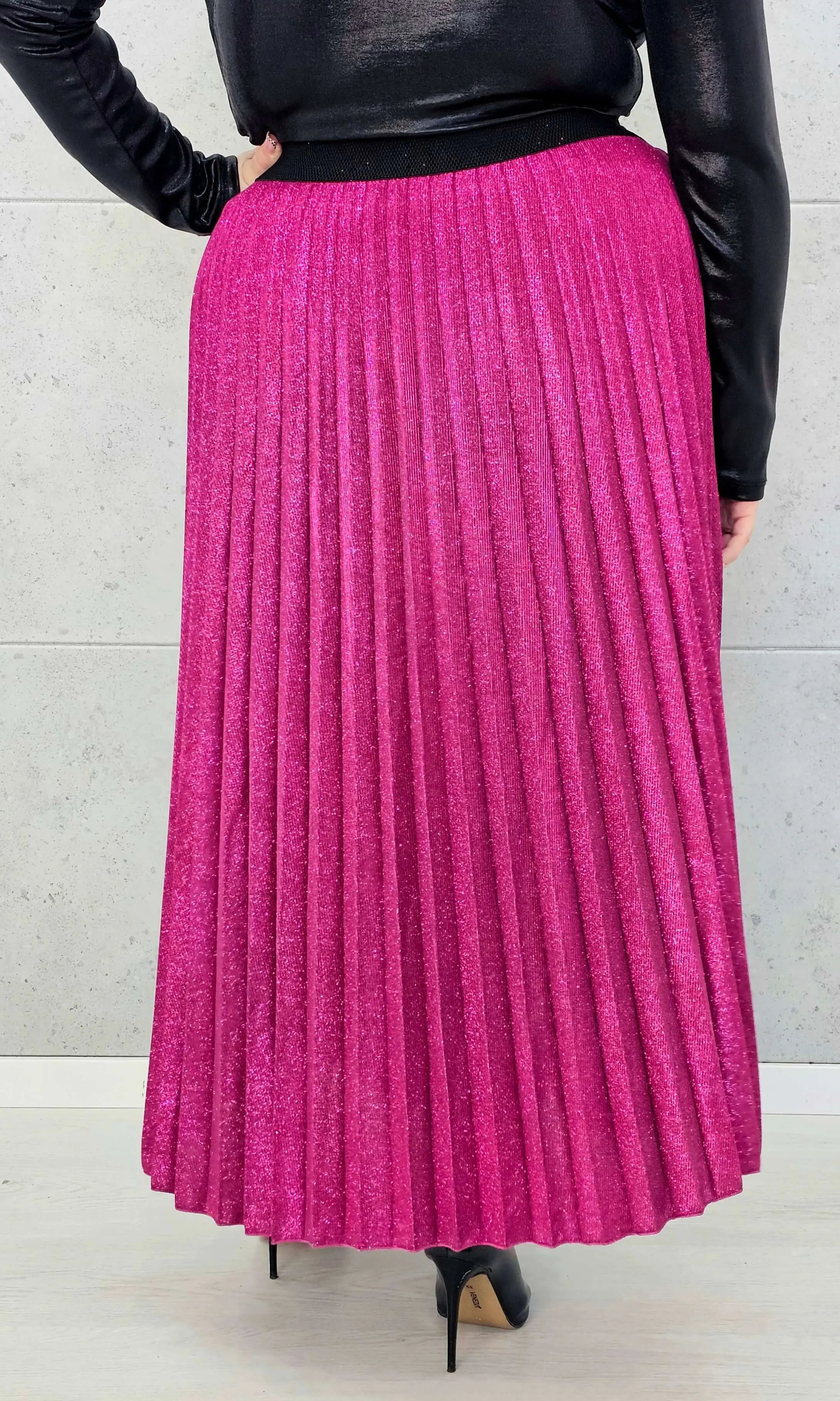 Spódnica plus size plisowana z brokatem – fuksja XXL Stylowa XL