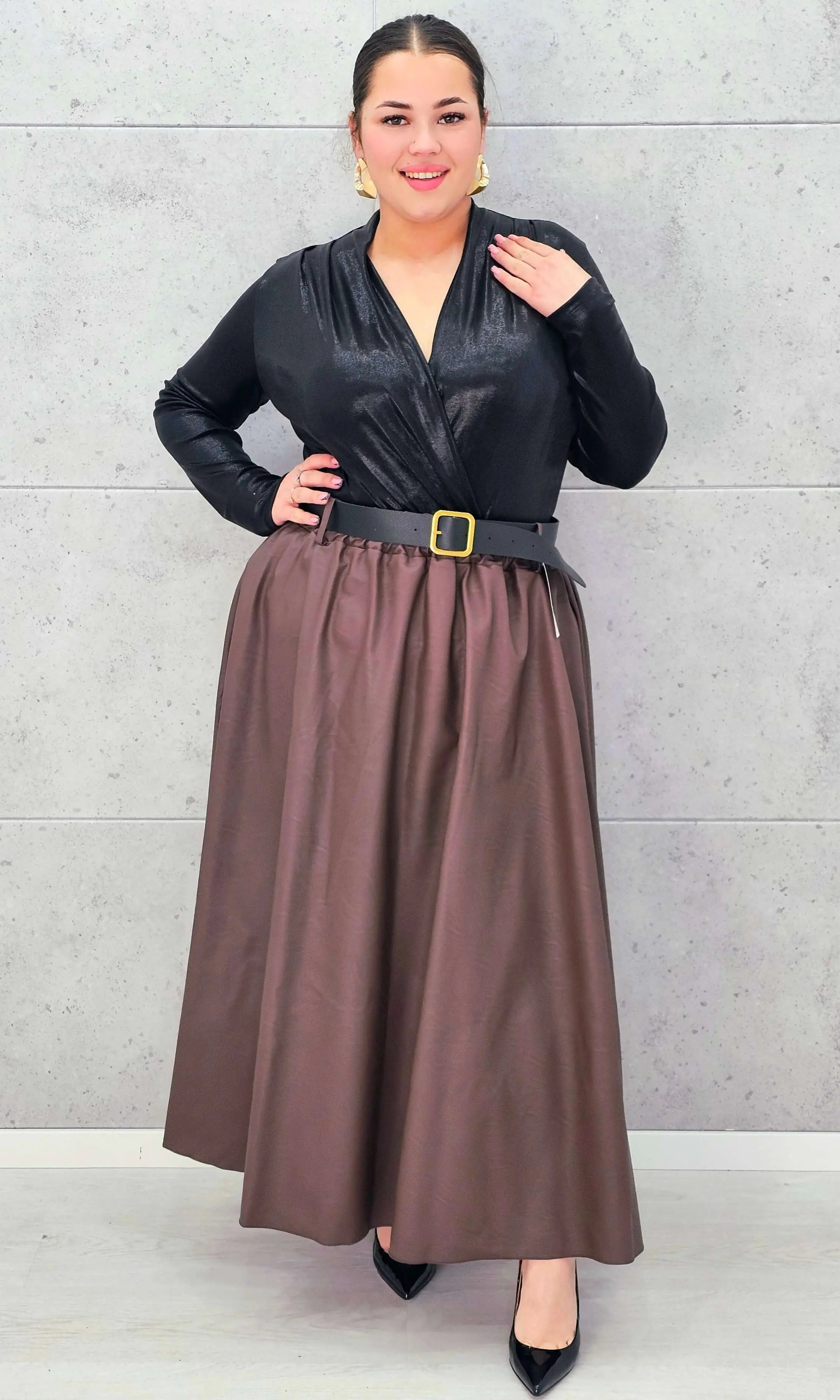 Spódnica z Ekoskóry Plus Size StylowaXL – Elegancja i Wygoda dla Kobiet XXL Stylowa XL