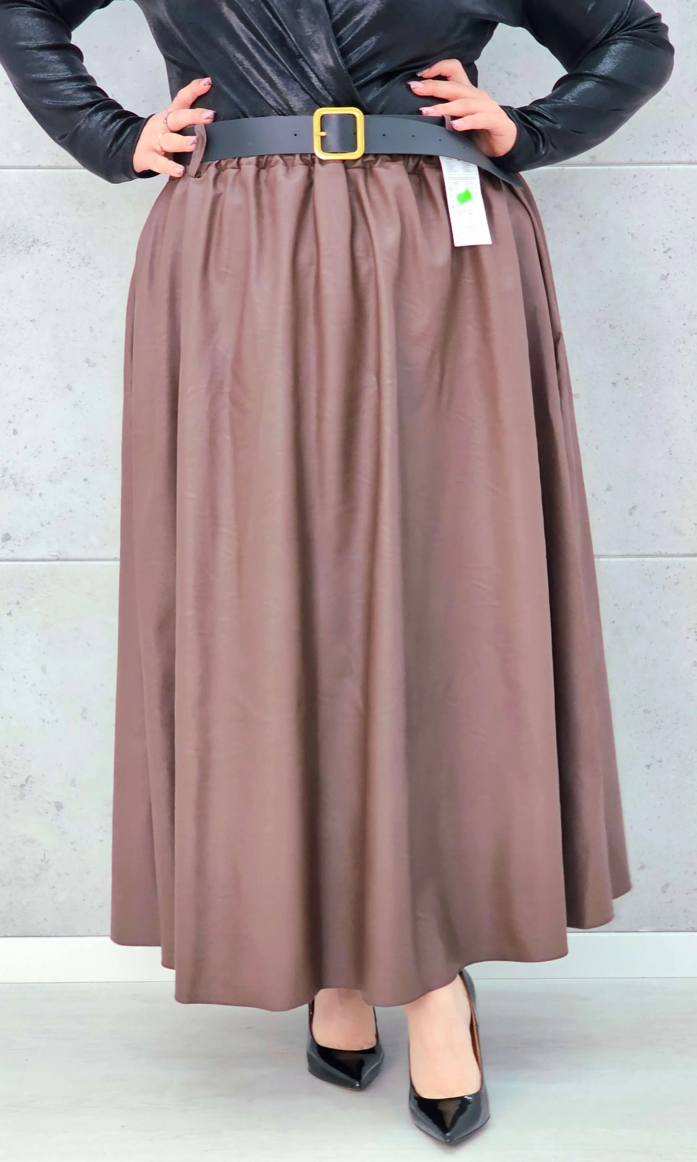 Spódnica z Ekoskóry Plus Size StylowaXL – Elegancja i Wygoda dla Kobiet XXL Stylowa XL