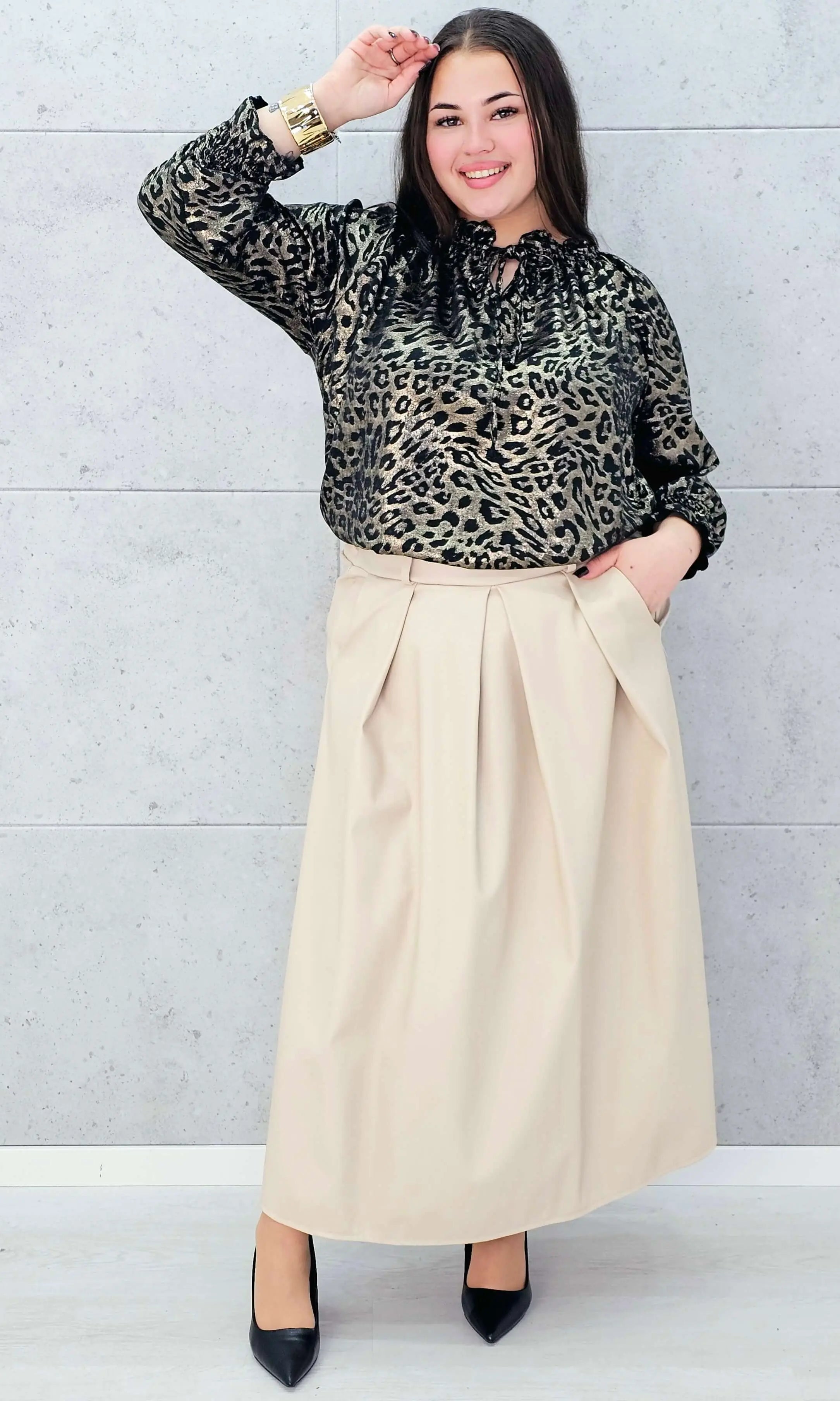 Spódnica z eko skóry plus size – elegancja i nowoczesny styl | Stylowa XL Stylowa XL