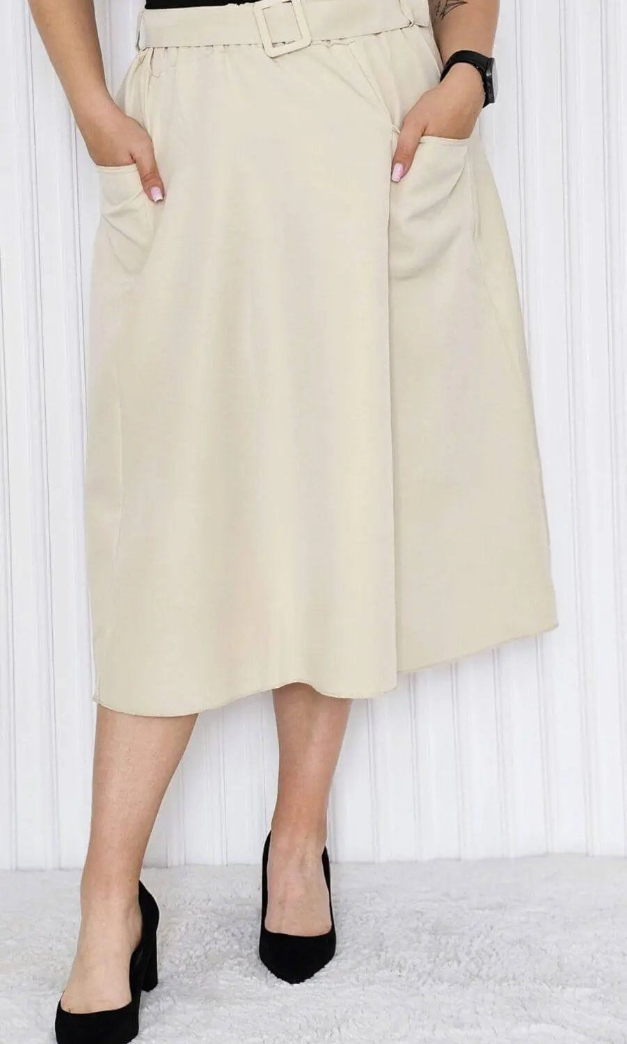 Spódnica z paskiem w tali - beż Stylowa XL