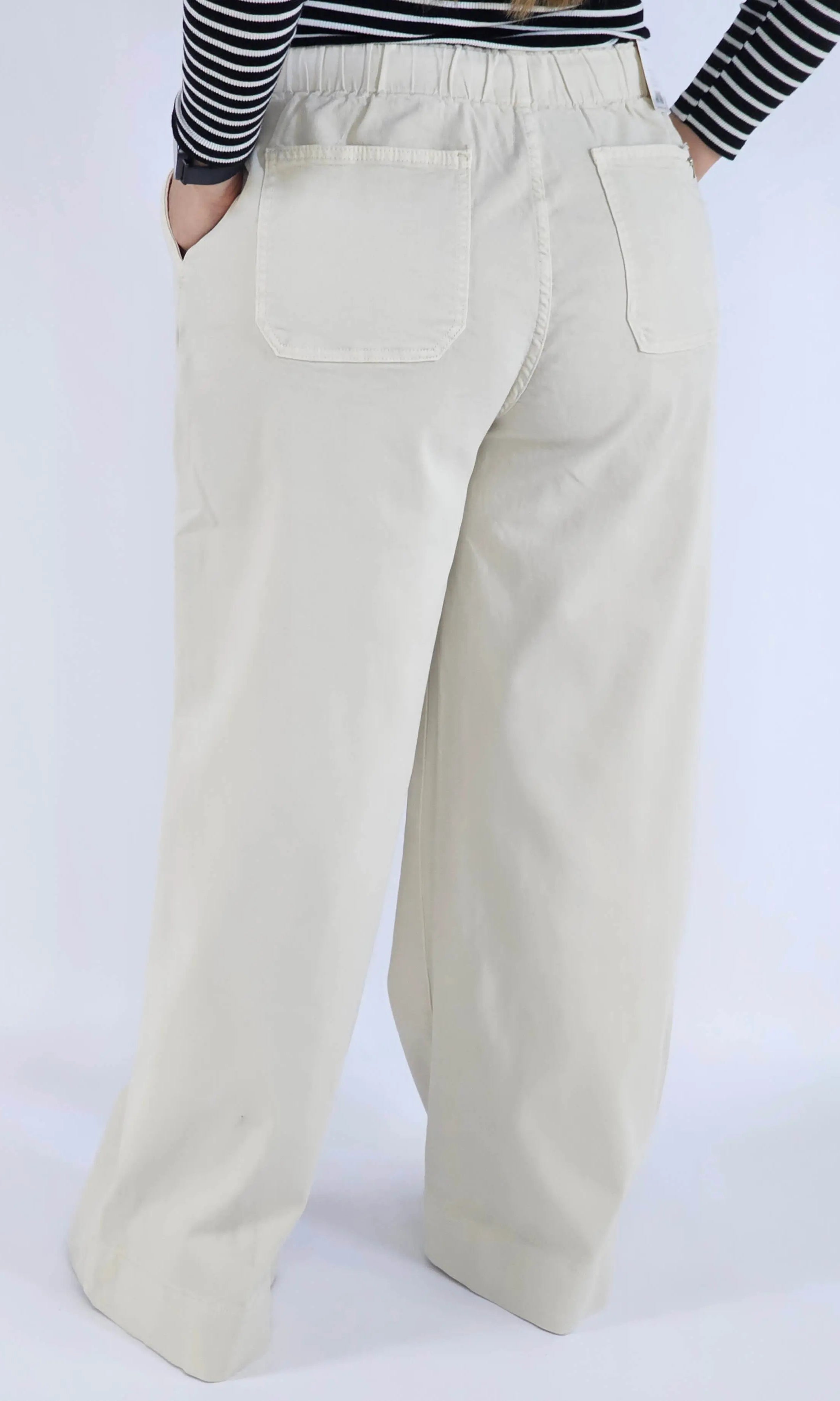 Spodnie Plus Size Beżowe z Gumką w Pasie – Wygodne i Stylowe XXL Stylowa XL