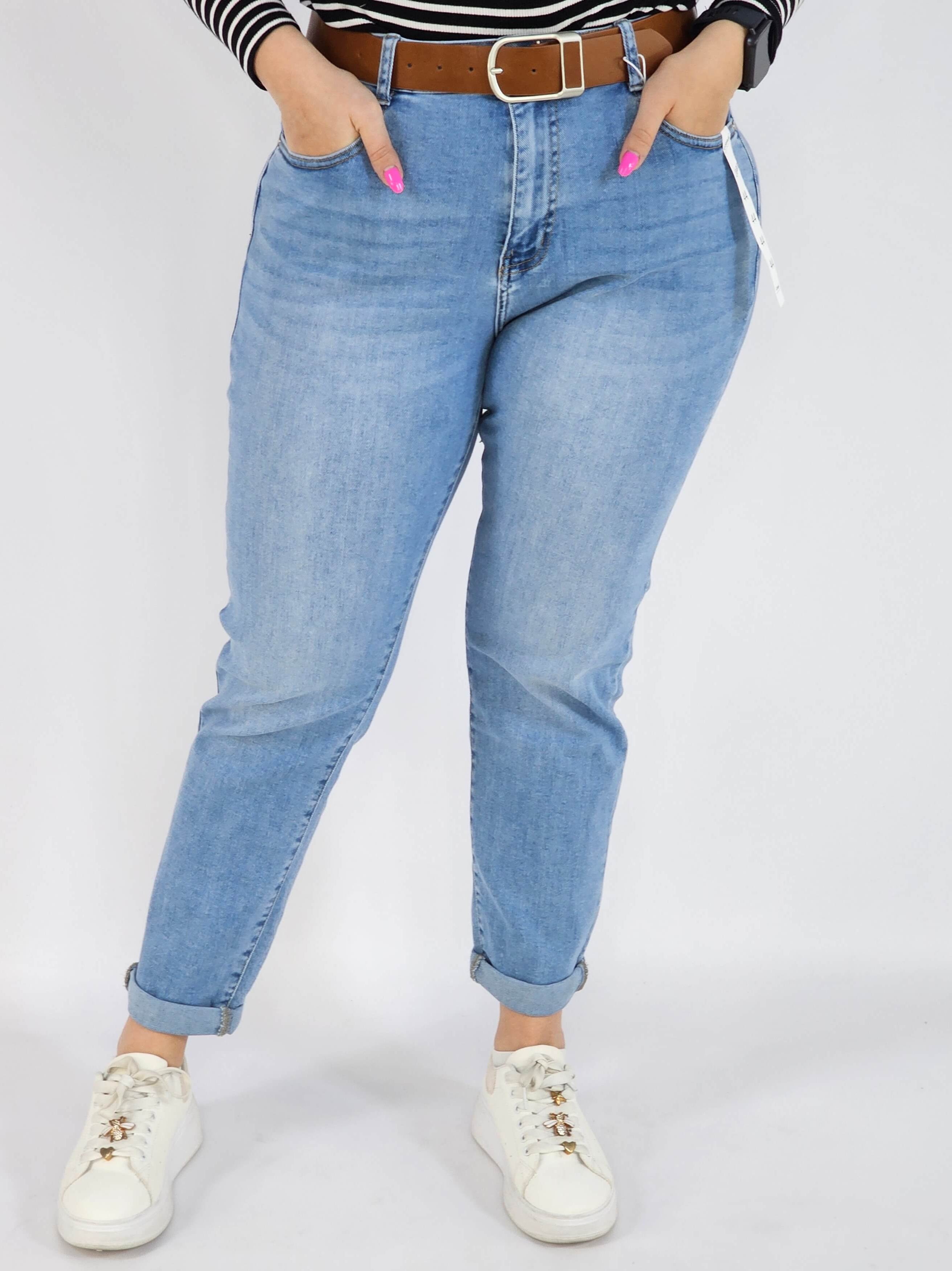 Spodnie Plus Size G'Smack Jasne Jeansy z Paskiem – Klasyczne i Wygodne XXL Stylowa XL