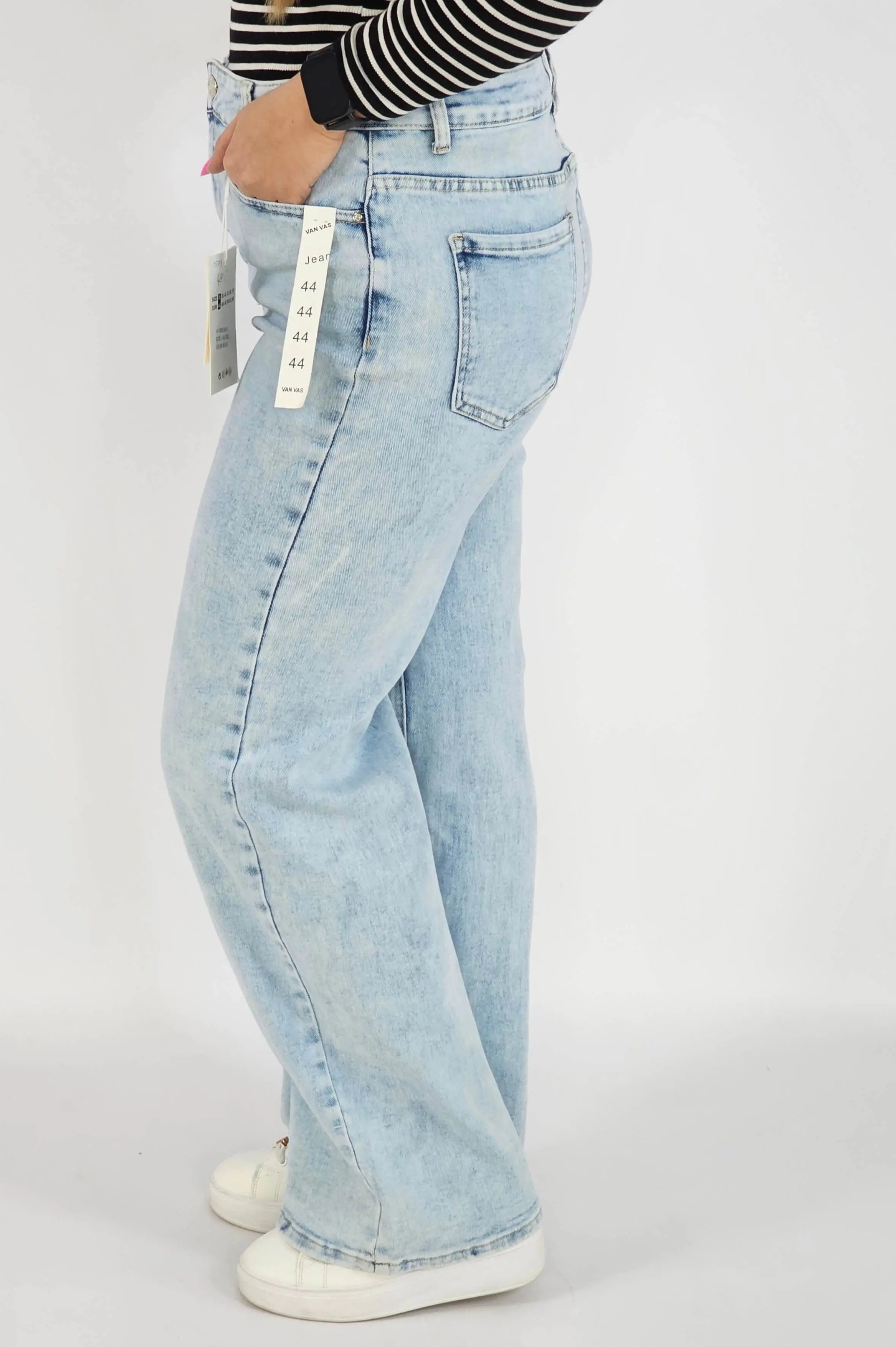 Spodnie Plus Size Jasne Jeansy Damskie – Klasyczne i Wygodne XXL Stylowa XL