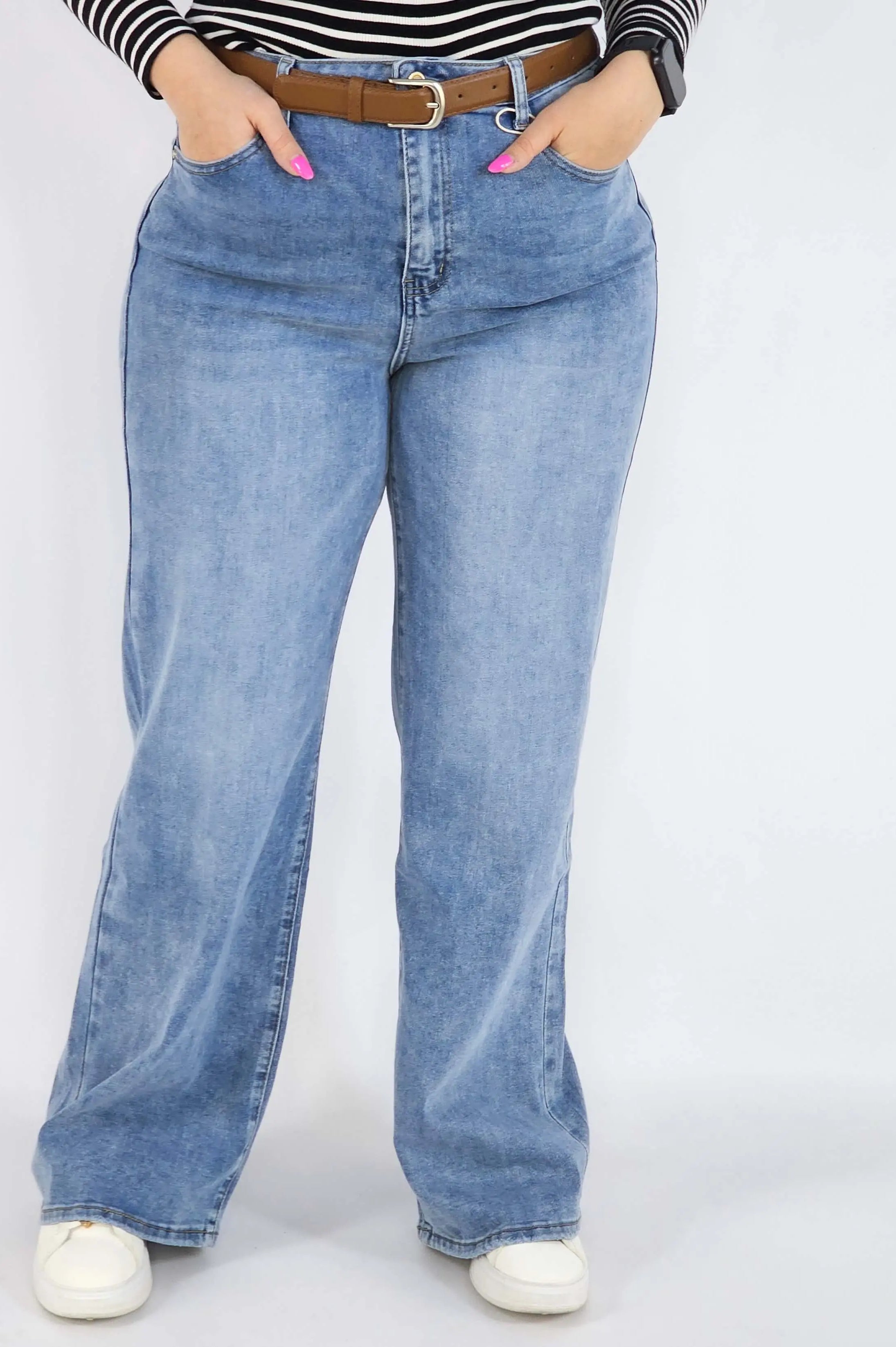Spodnie Plus Size Niebieskie Jeansy Szeroka Nogawka – Stylowe i Wygodne XXL Stylowa XL