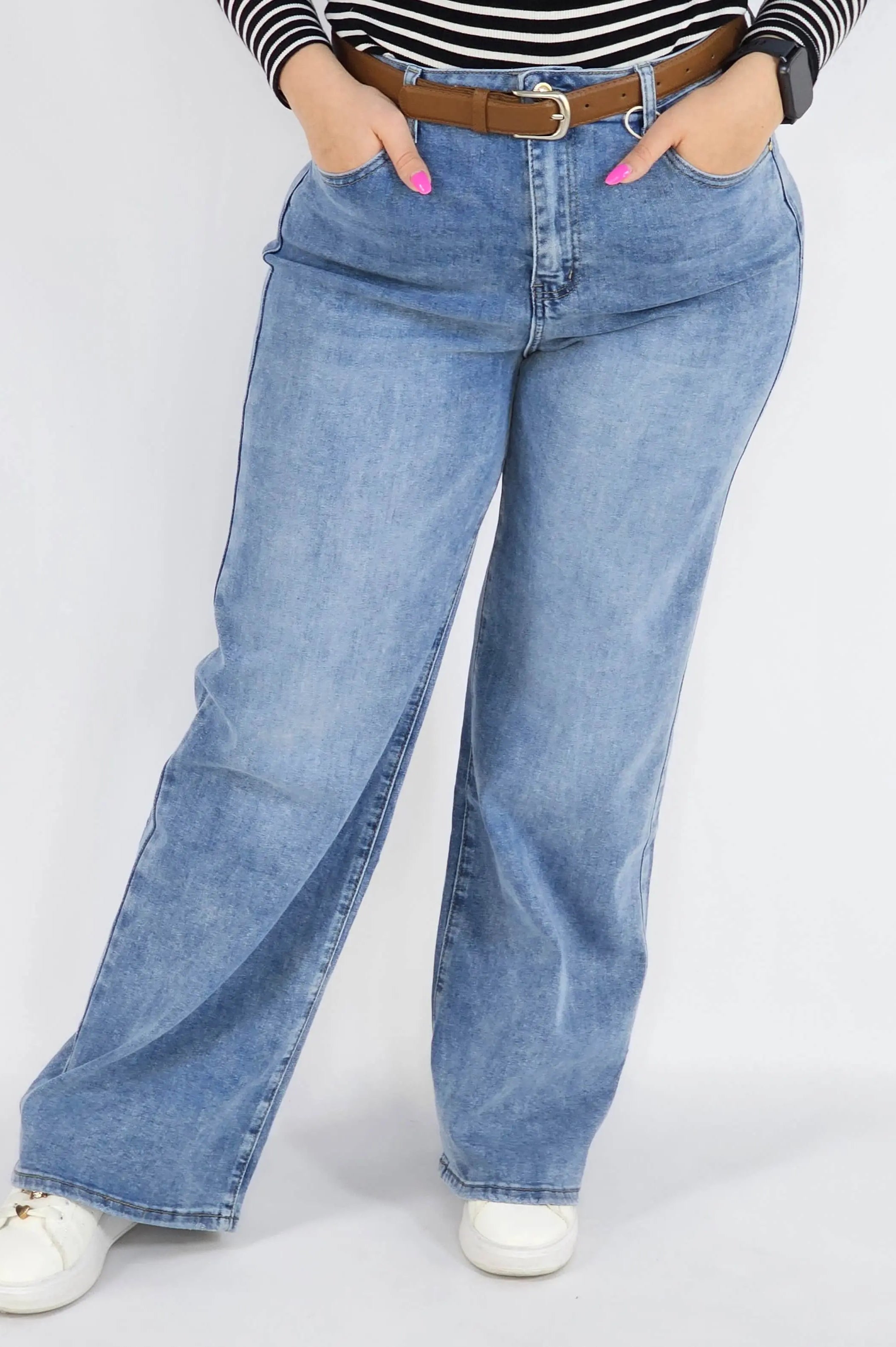 Spodnie Plus Size Niebieskie Jeansy Szeroka Nogawka – Stylowe i Wygodne XXL Stylowa XL