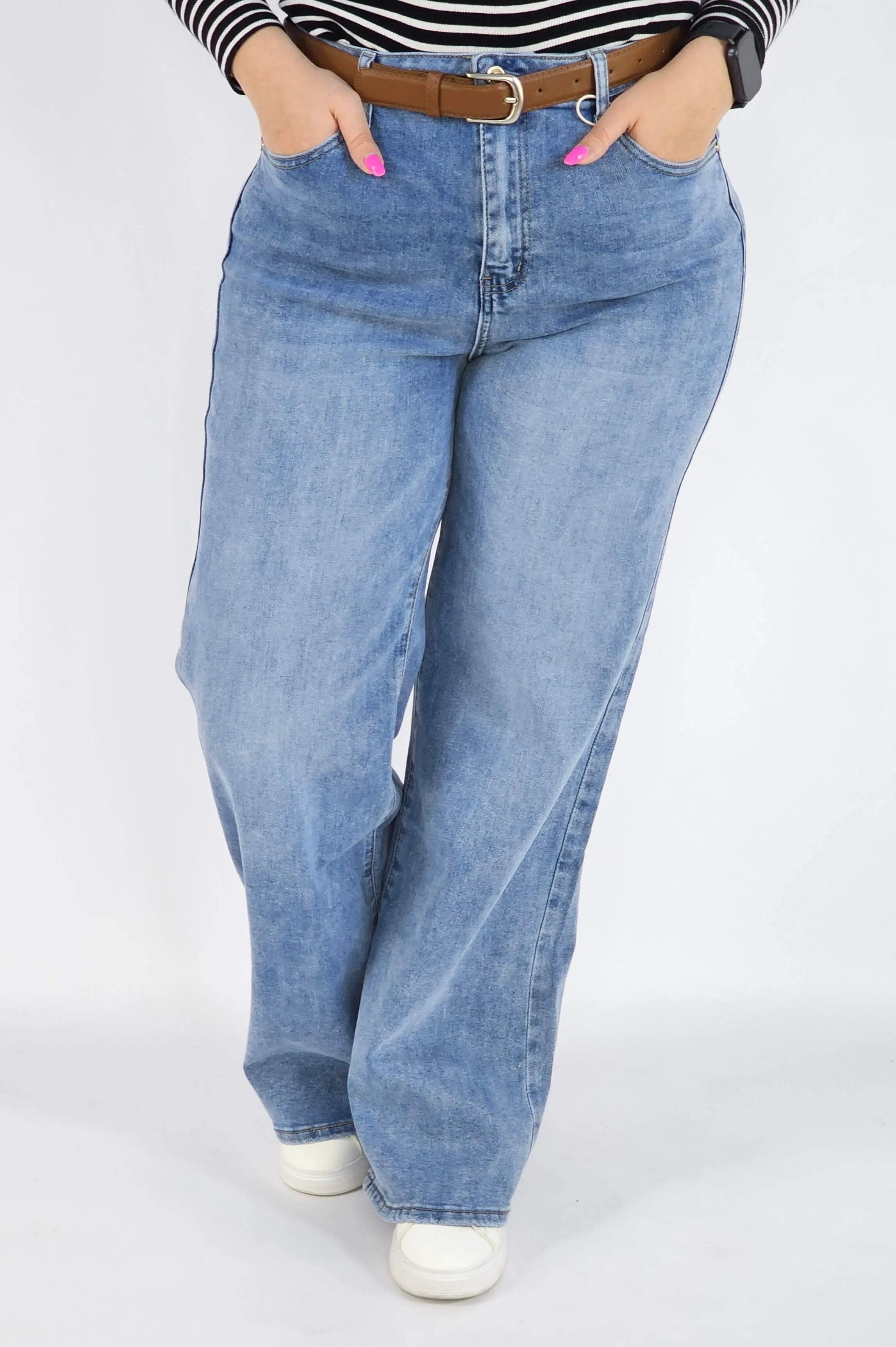 Spodnie Plus Size Niebieskie Jeansy Szeroka Nogawka – Stylowe i Wygodne XXL Stylowa XL