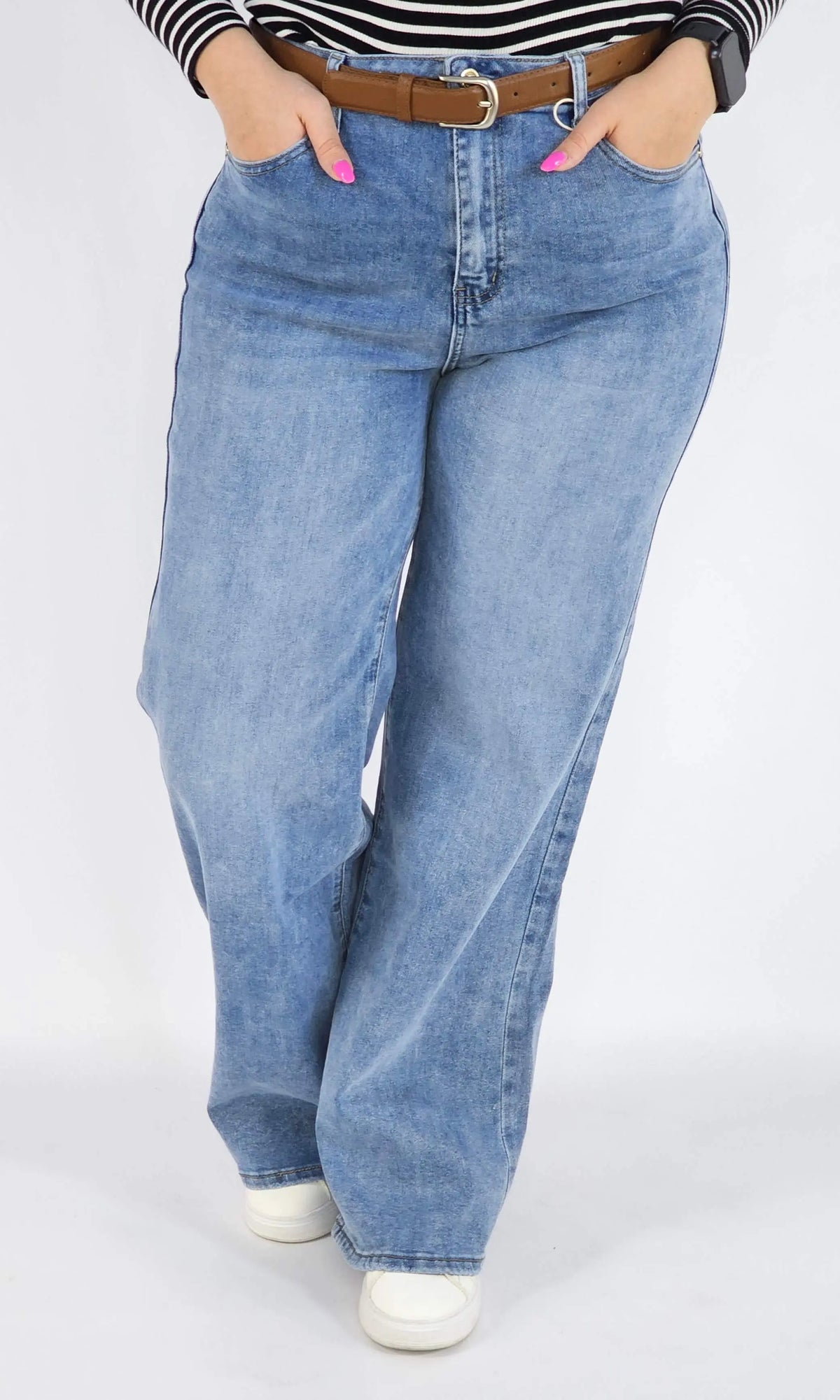 Spodnie Plus Size Niebieskie Jeansy Szeroka Nogawka – Stylowe i Wygodne XXL Stylowa XL
