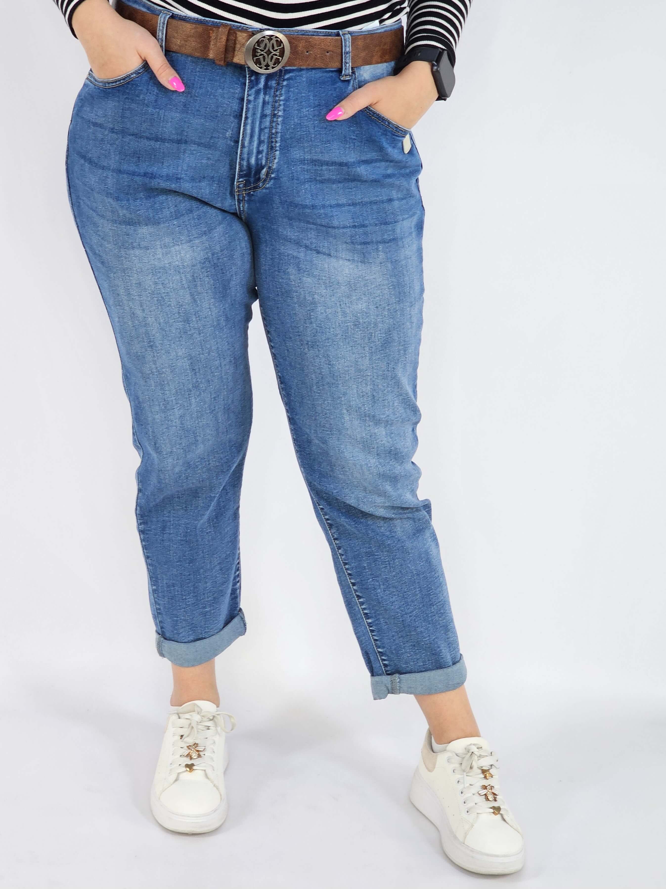 Spodnie Plus Size Niebieskie Jeansy z Paskiem – Klasyczne i Wygodne XXL Stylowa XL
