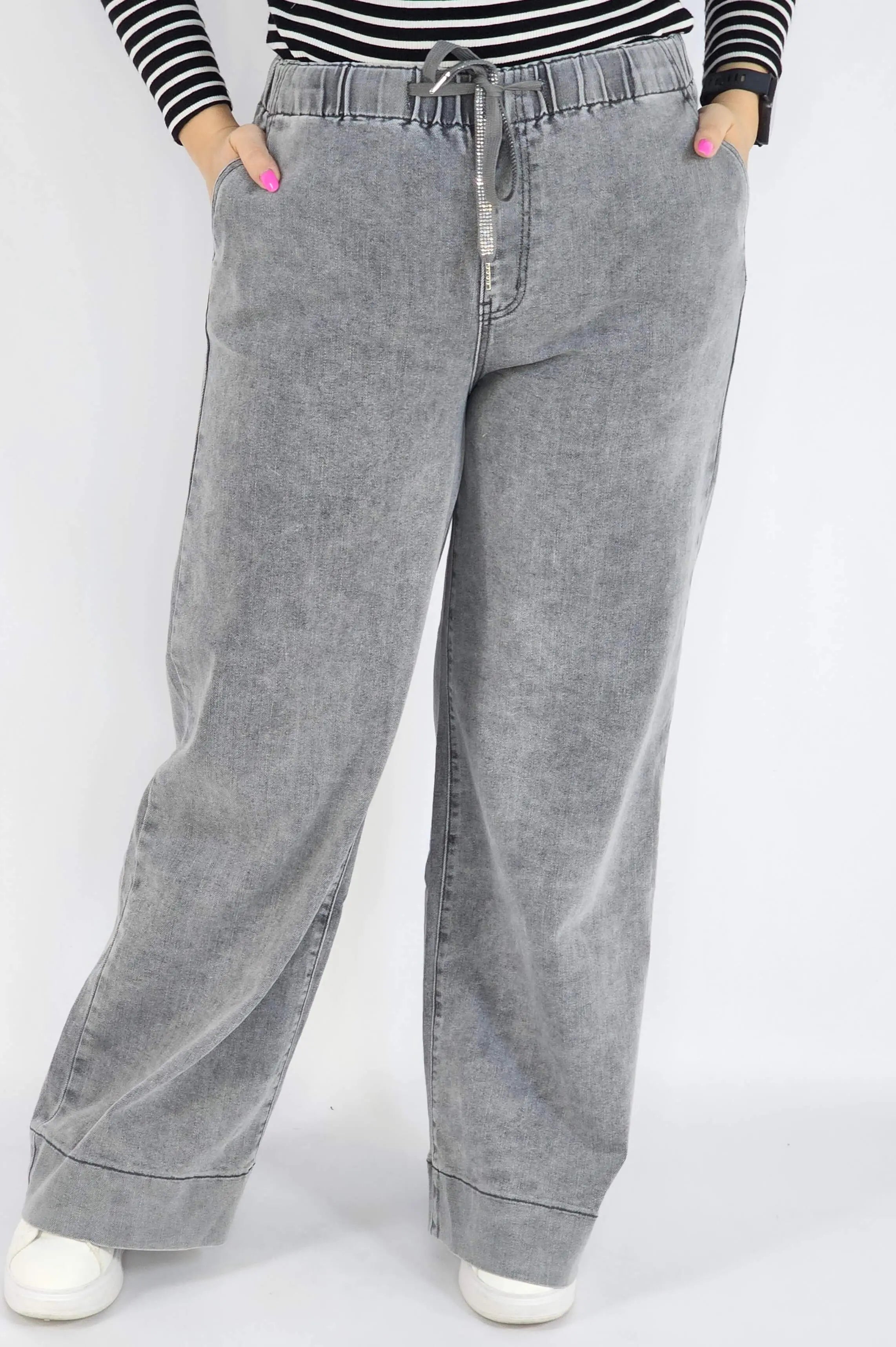 Spodnie Plus Size Szare Jeansy z Gumką w Pasie – Wygodne i Stylowe XXL Stylowa XL