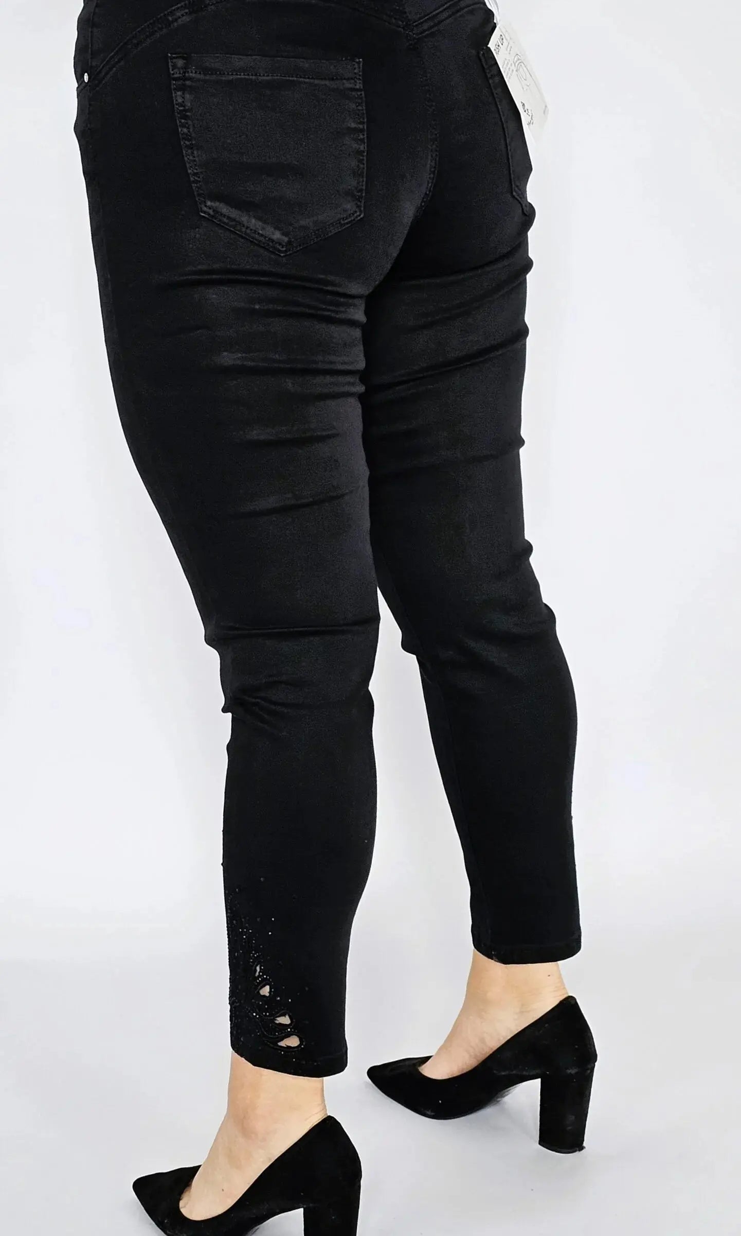 Spodnie czarne z cyrkonii przy nogawce Stylowa XL