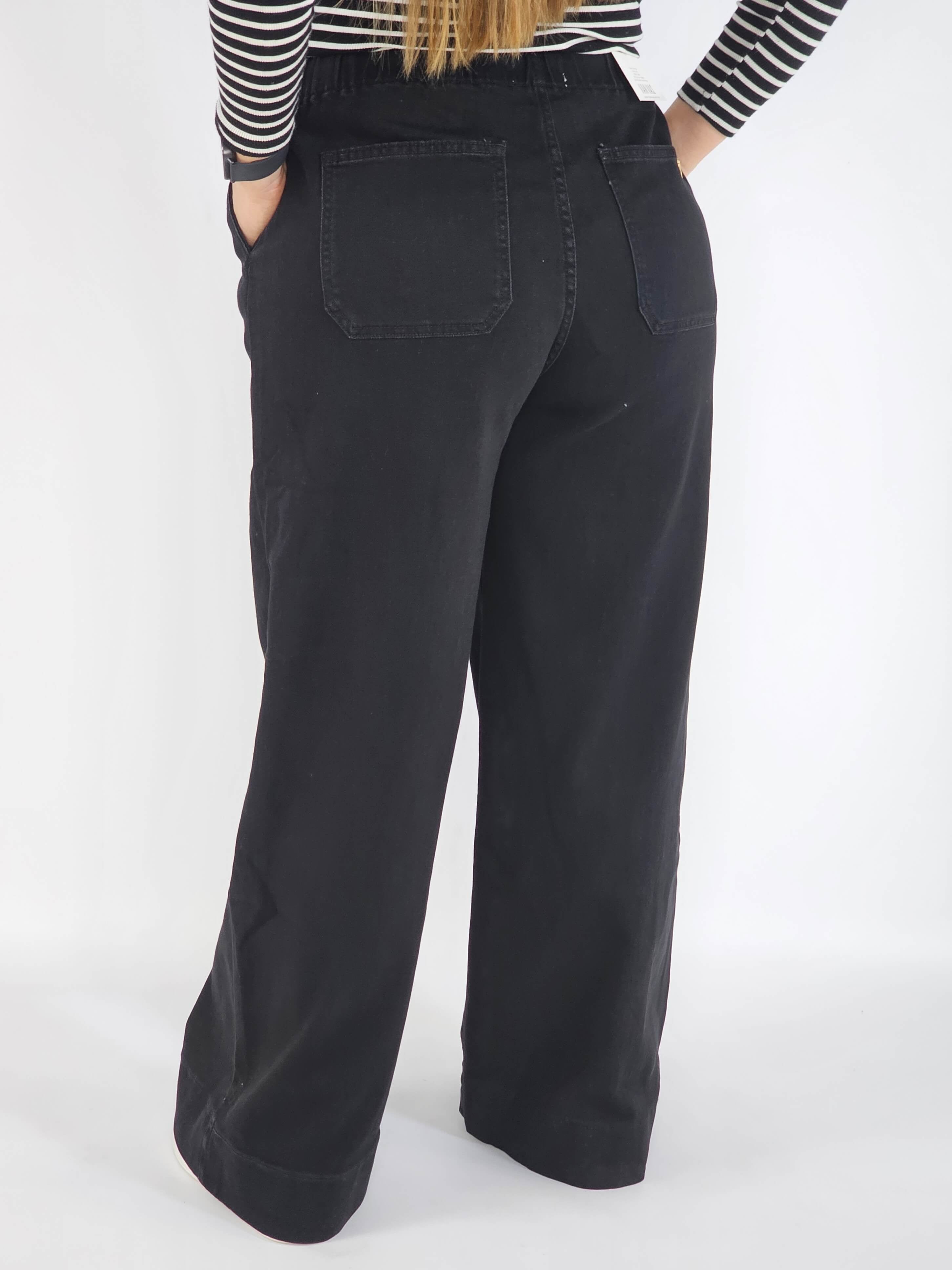 Spodnie jeans plus size – czarne szerokie spodnie z wiązaniem Stylowa XL