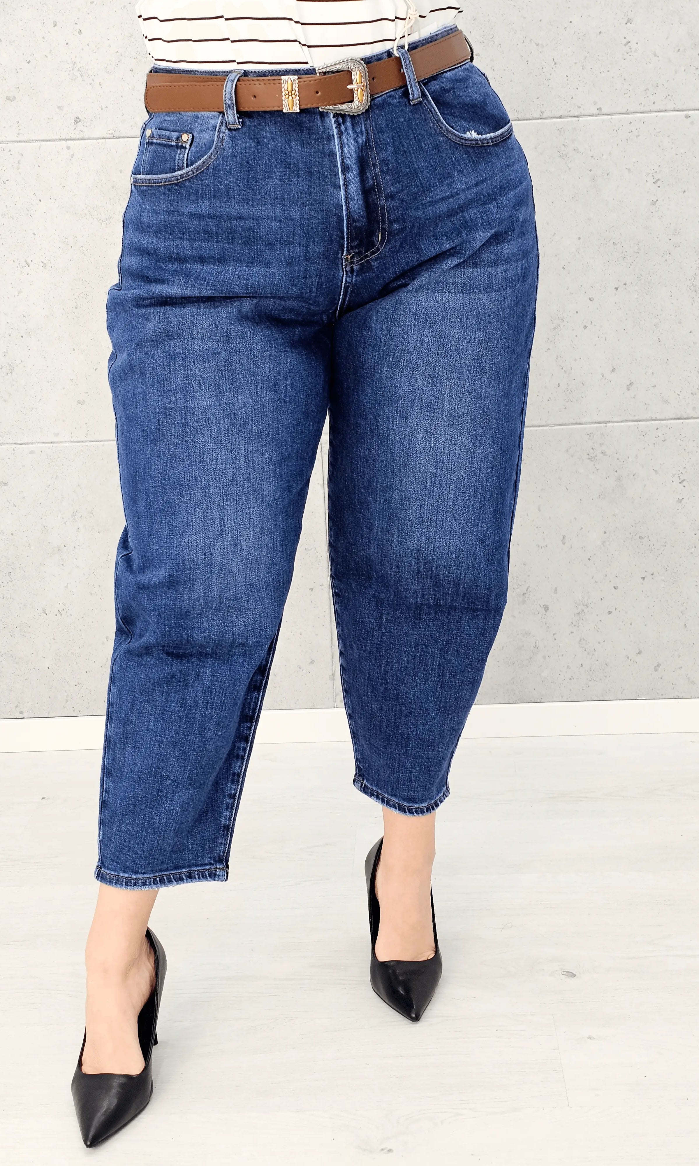 Spodnie jeansowe StylowaXL Mom Fit – klasyczne niebieskie jeansy plus size Stylowa XL