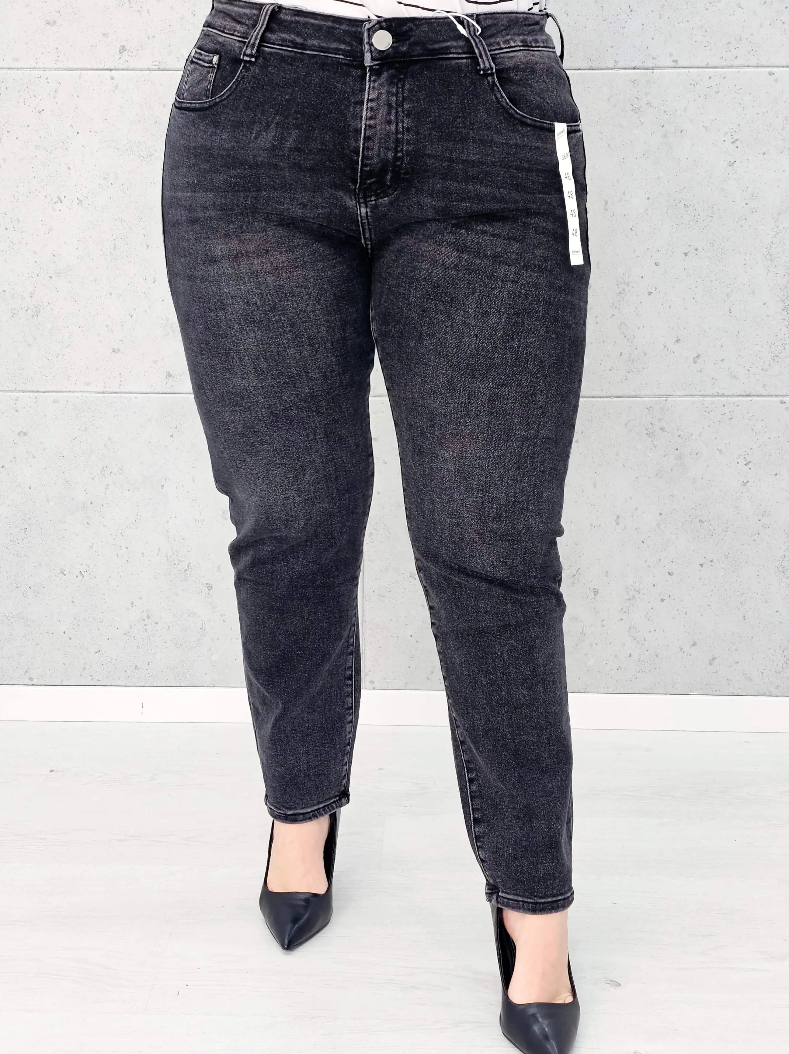 Spodnie jeansowe StylowaXL – klasyka i komfort w modzie plus size Stylowa XL