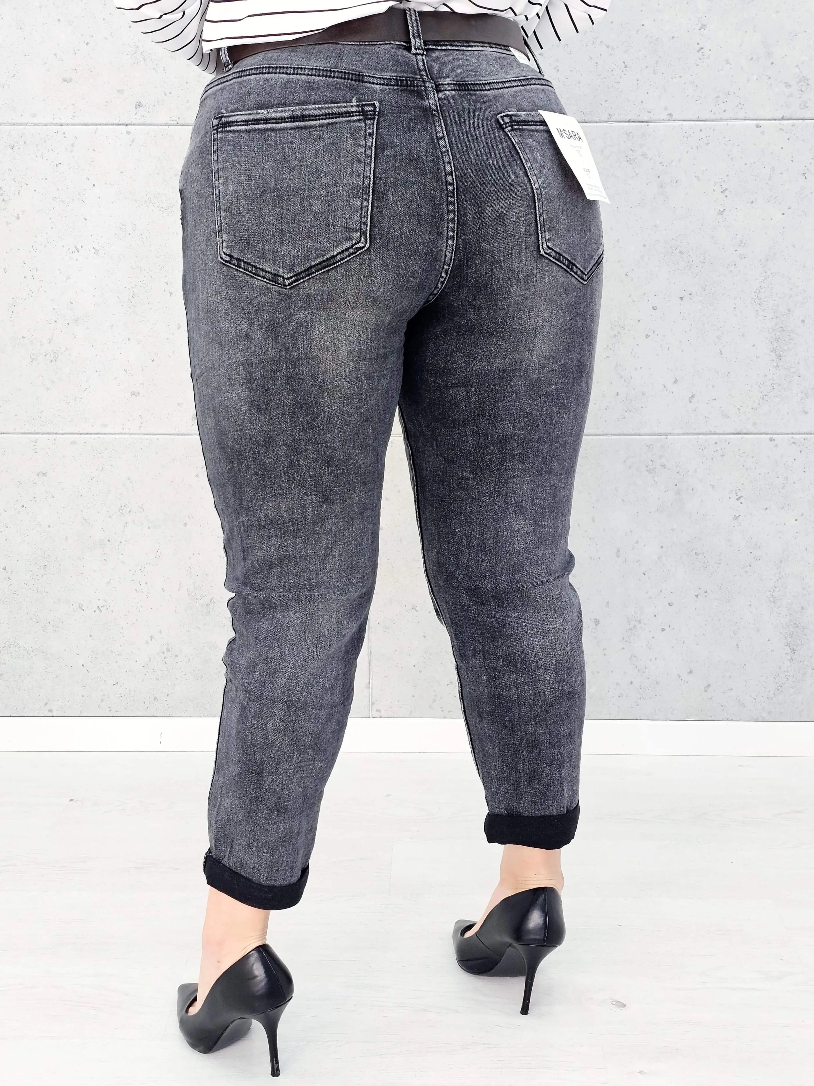 Spodnie jeansowe StylowaXL – nowoczesny fason i perfekcyjne dopasowanie w modzie plus size. M.Sara Stylowa XL