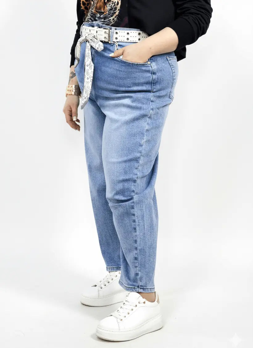 Spodnie jeansowe plus size M'Sara z prostą nogawką i wysokim stanem Stylowa XL