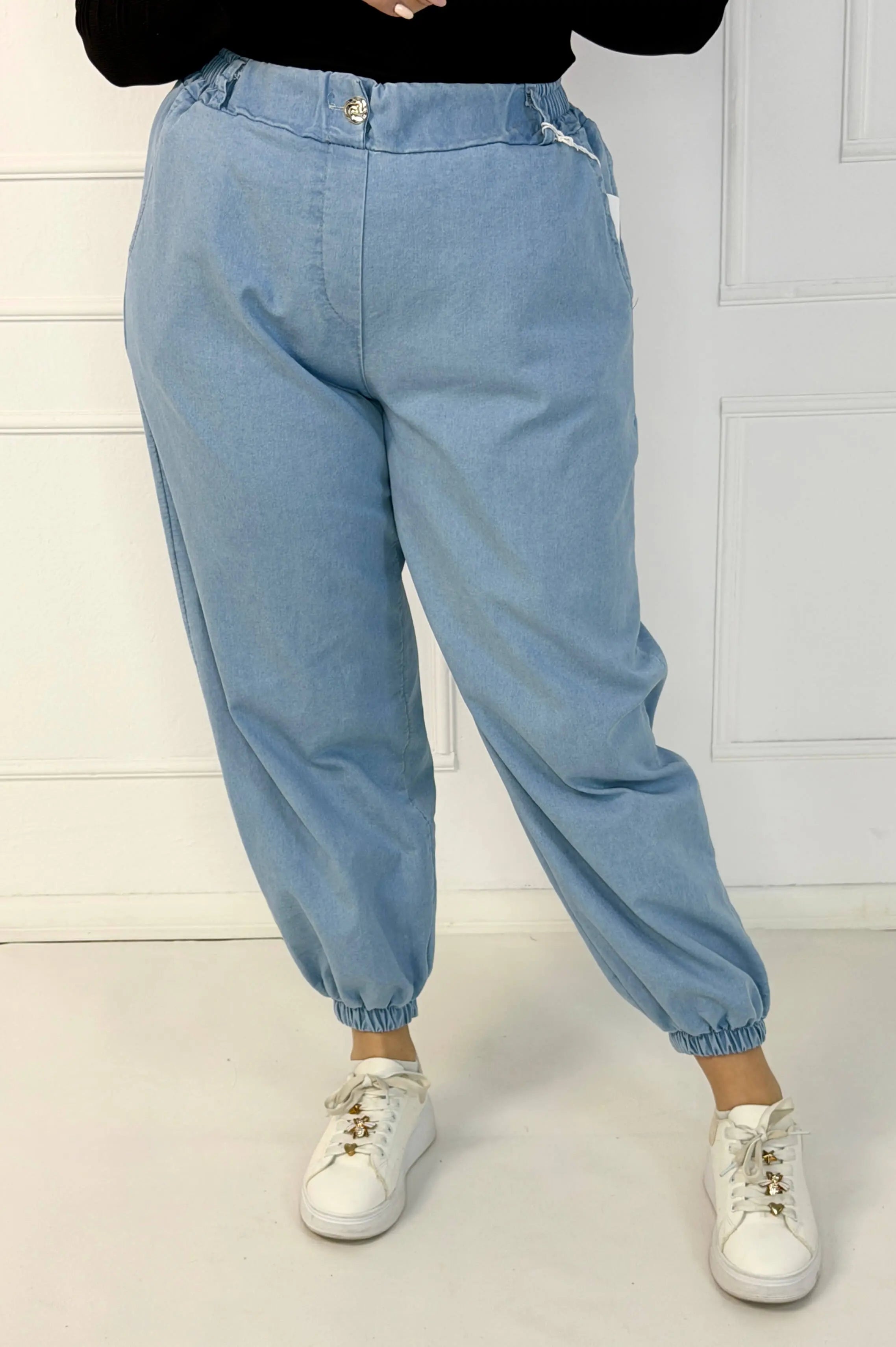 Spodnie jeansowe plus size joggery – wygoda, styl i nowoczesny luz Stylowa XL