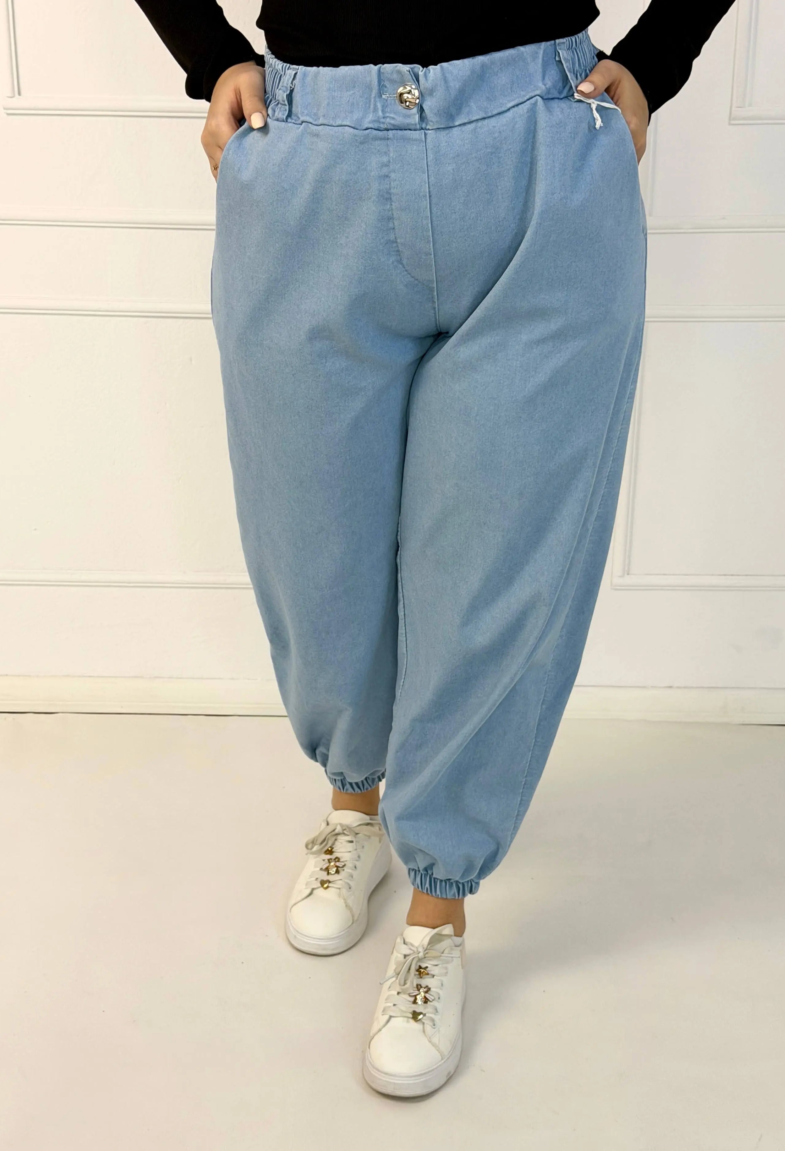 Spodnie jeansowe plus size joggery – wygoda, styl i nowoczesny luz Stylowa XL