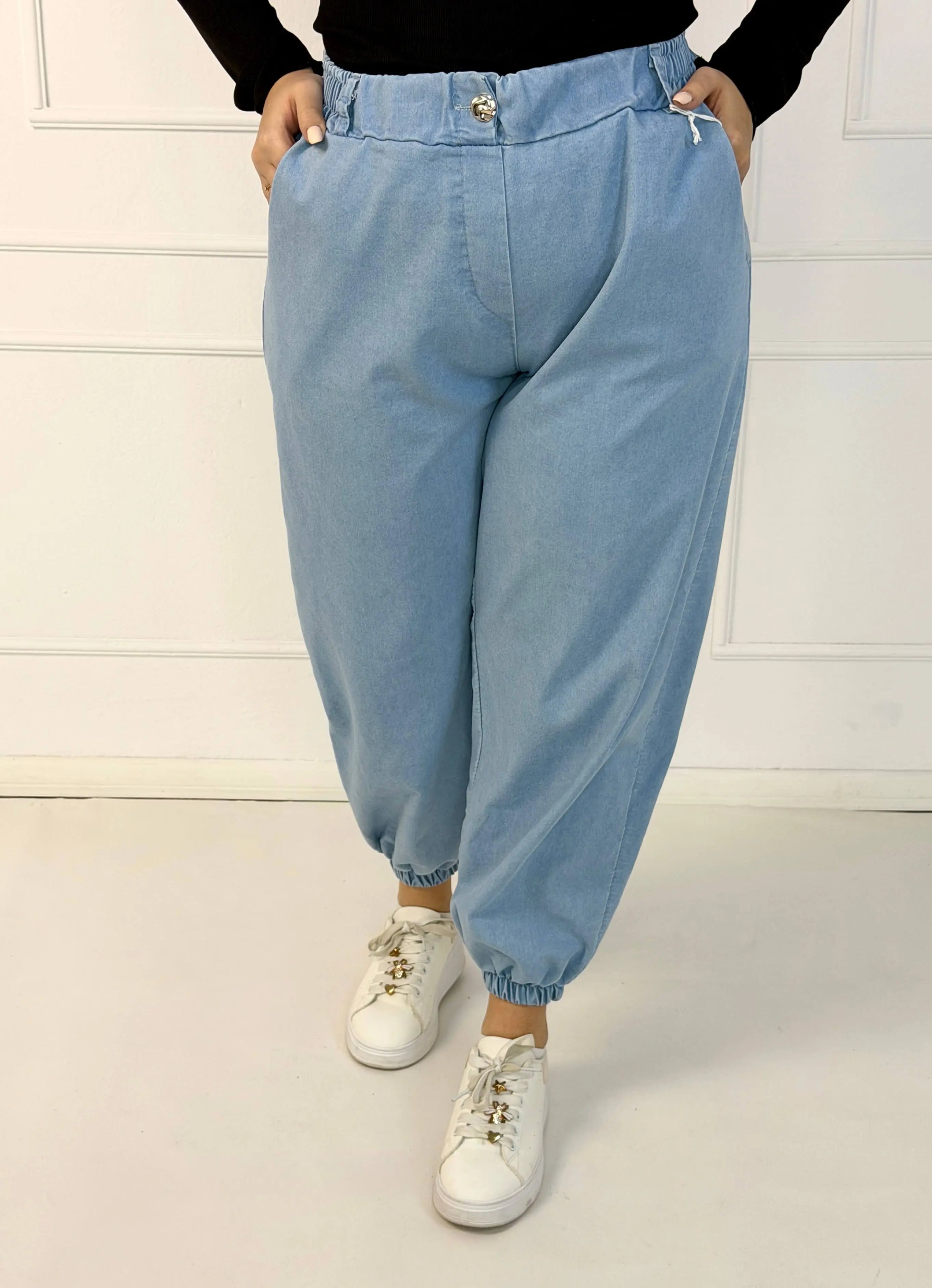 Spodnie jeansowe plus size joggery – wygoda, styl i nowoczesny luz Stylowa XL