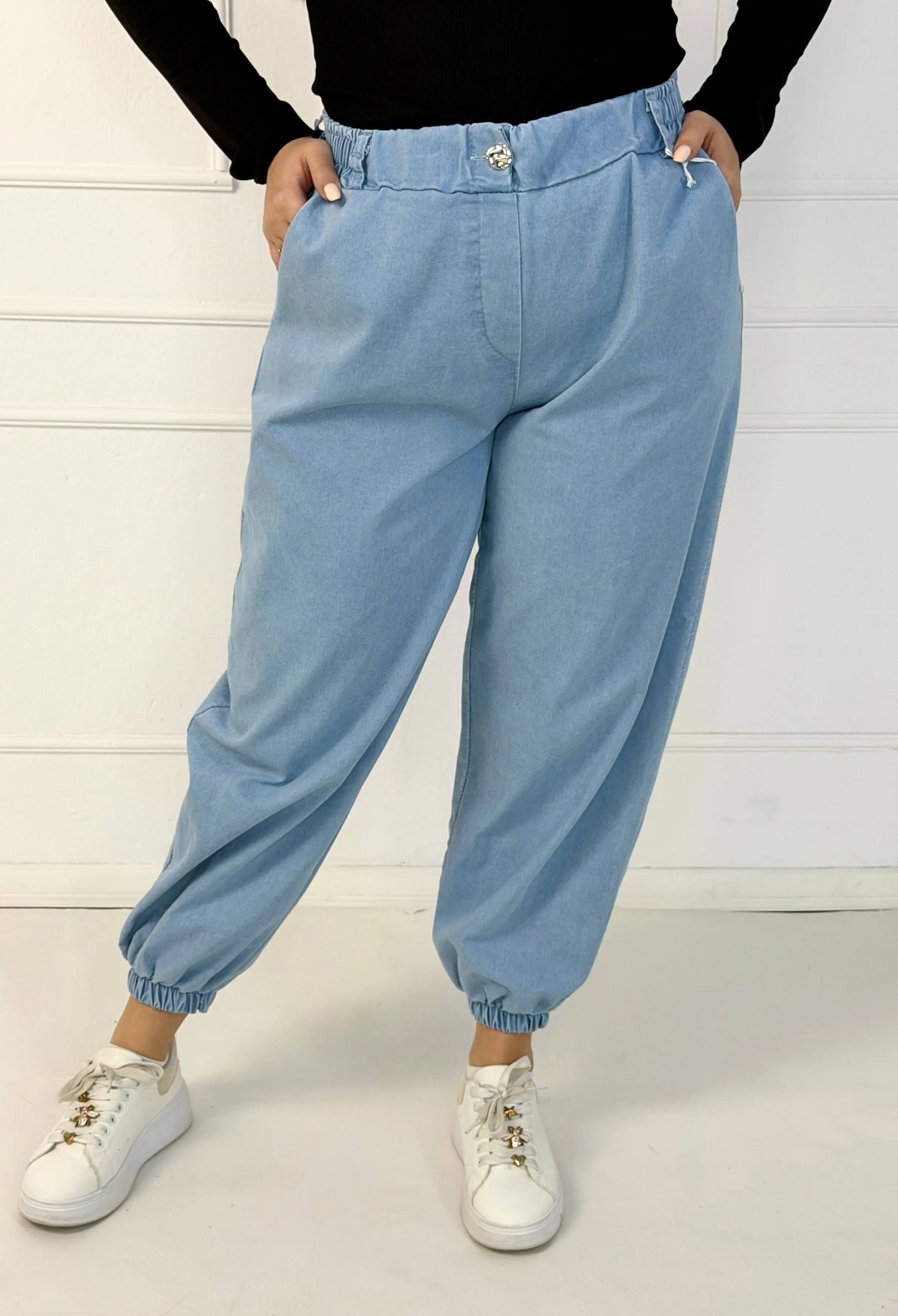 Spodnie jeansowe plus size joggery – wygoda, styl i nowoczesny luz Stylowa XL