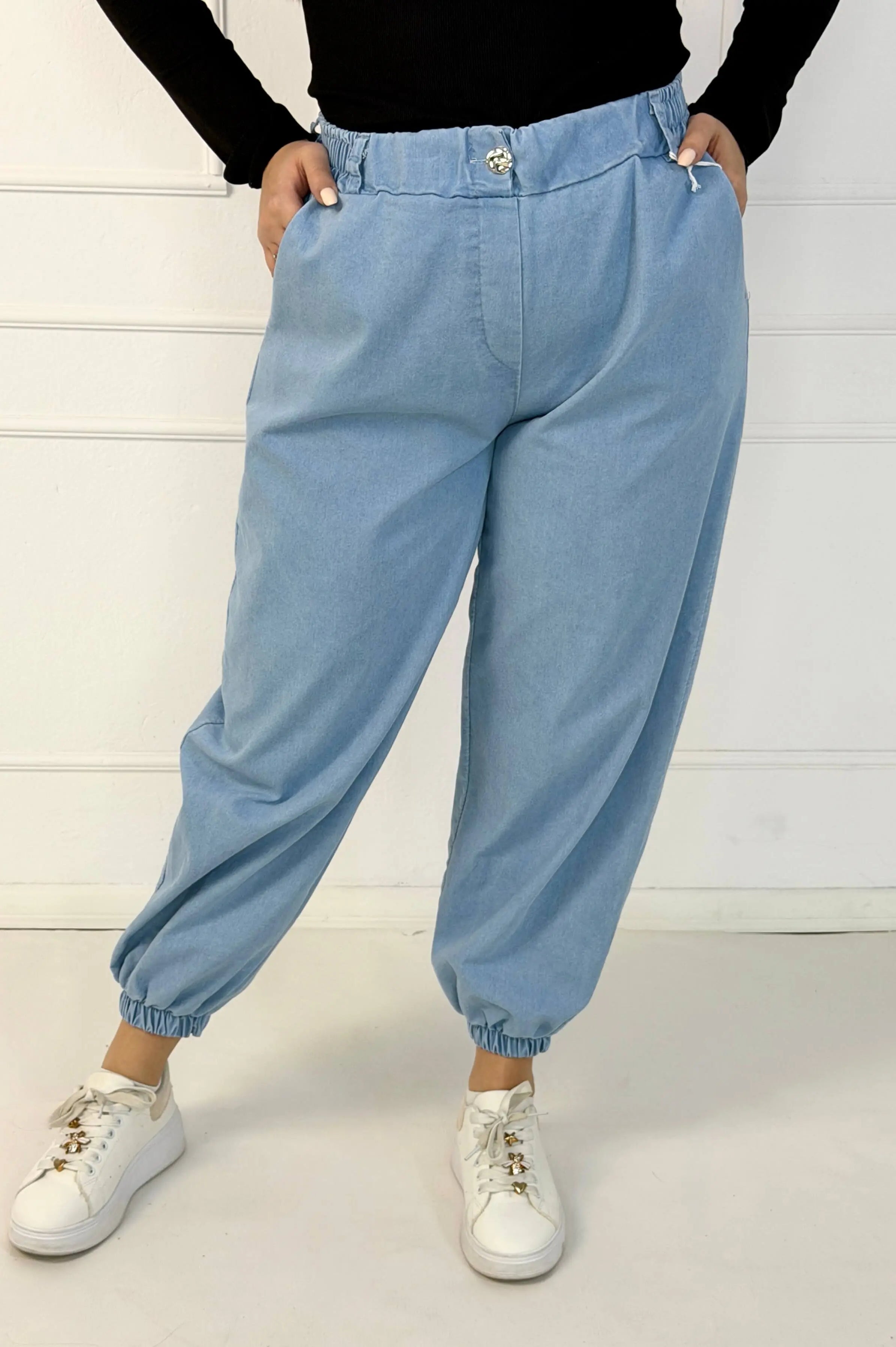 Spodnie jeansowe plus size joggery – wygoda, styl i nowoczesny luz Stylowa XL
