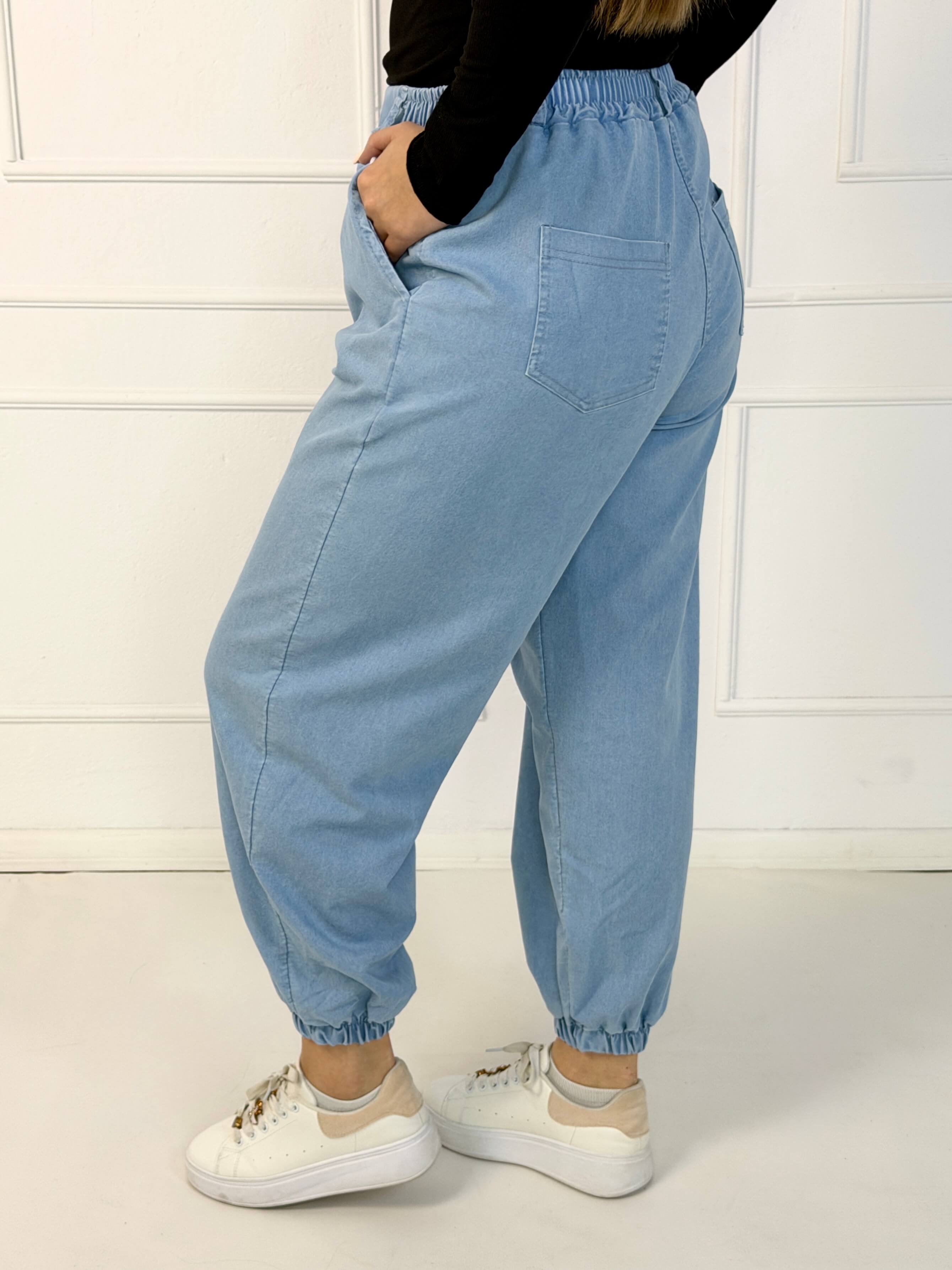 Spodnie jeansowe plus size joggery – wygoda, styl i nowoczesny luz Stylowa XL