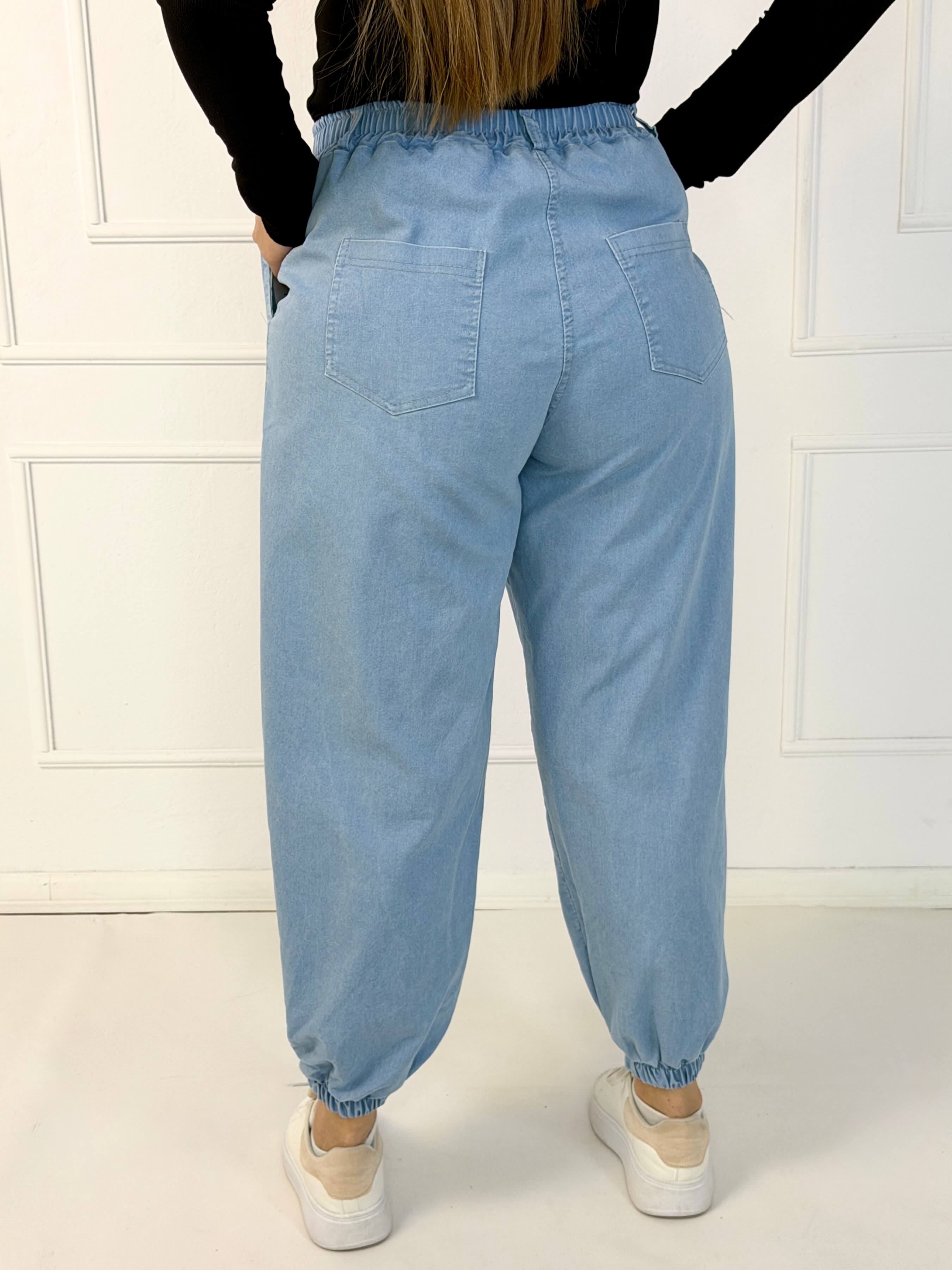 Spodnie jeansowe plus size joggery – wygoda, styl i nowoczesny luz Stylowa XL