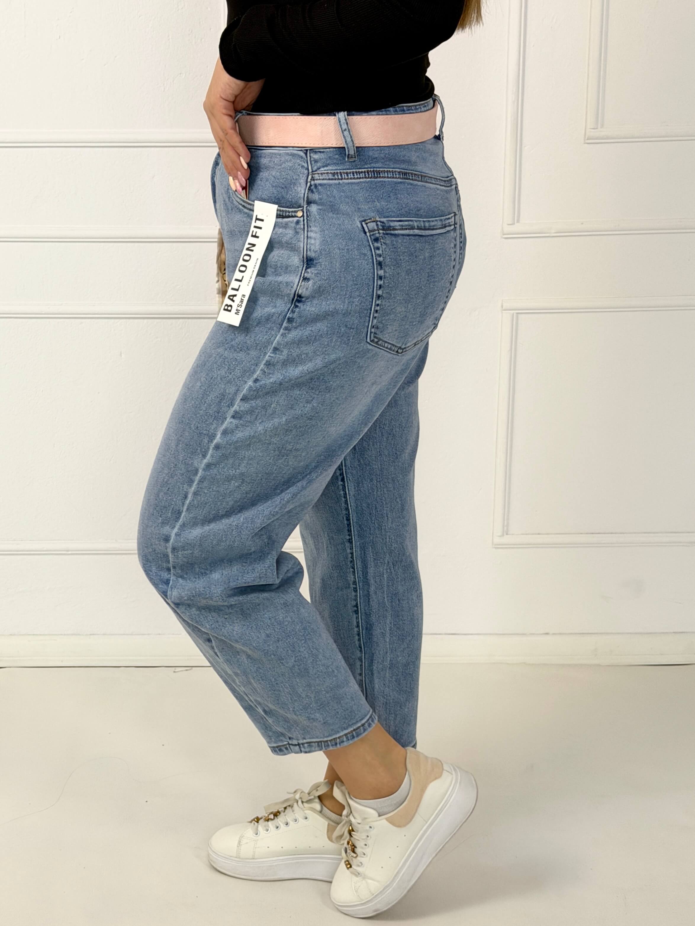 Spodnie jeansowe plus size typu balloon fit z paskiem M.Sara Stylowa XL