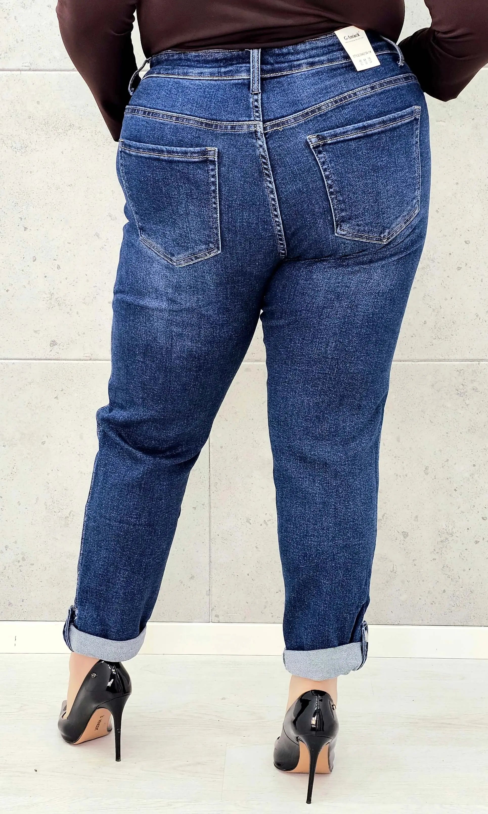 Spodnie jeansowe plus size z podwijaną nogawką Stylowa XL