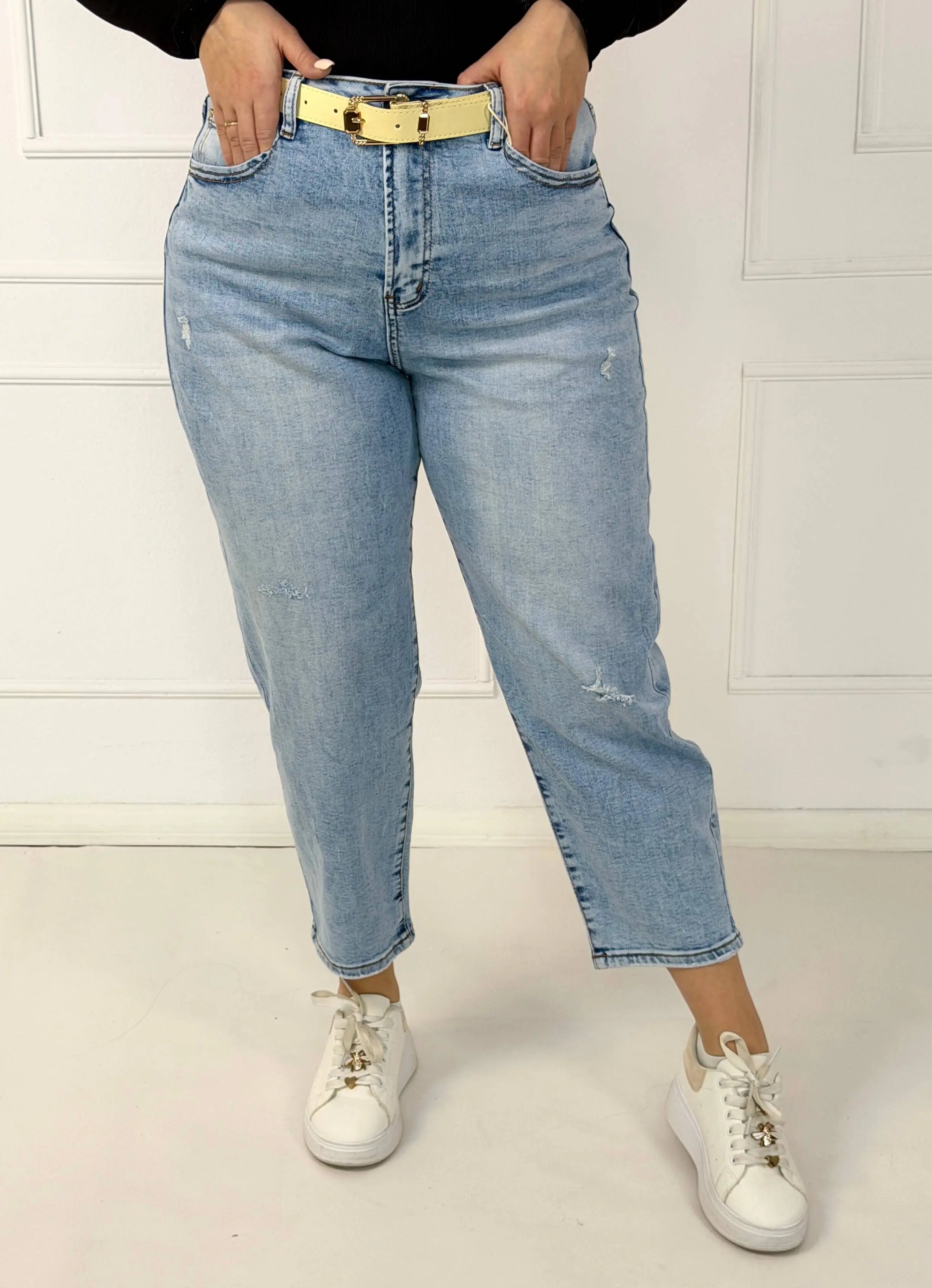 Spodnie jeansowe plus size z wysokim stanem i przetarciami M.Sara Stylowa XL