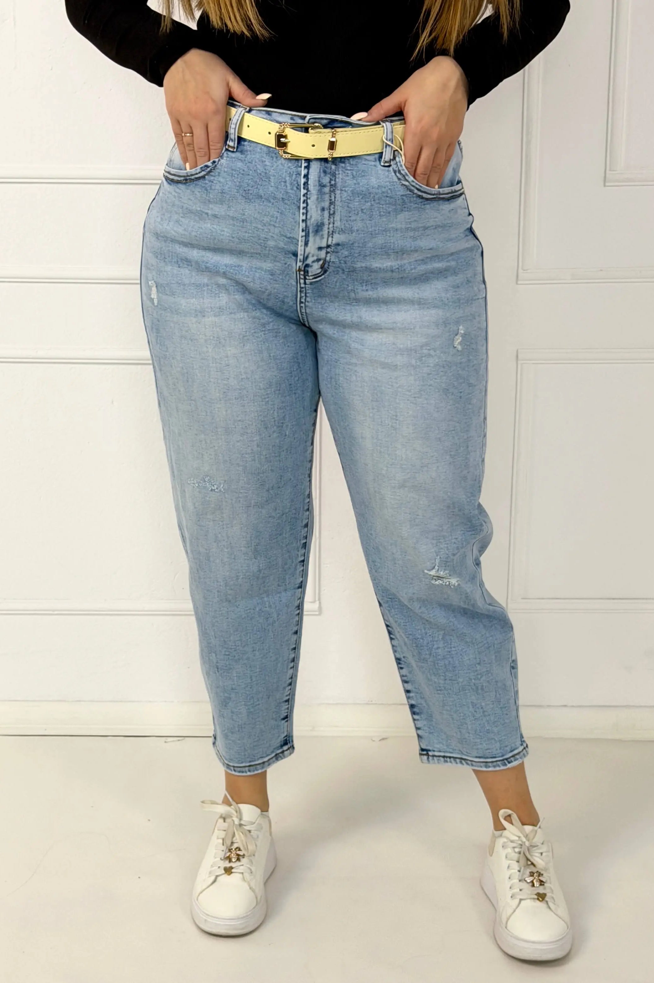 Spodnie jeansowe plus size z wysokim stanem i przetarciami M.Sara Stylowa XL