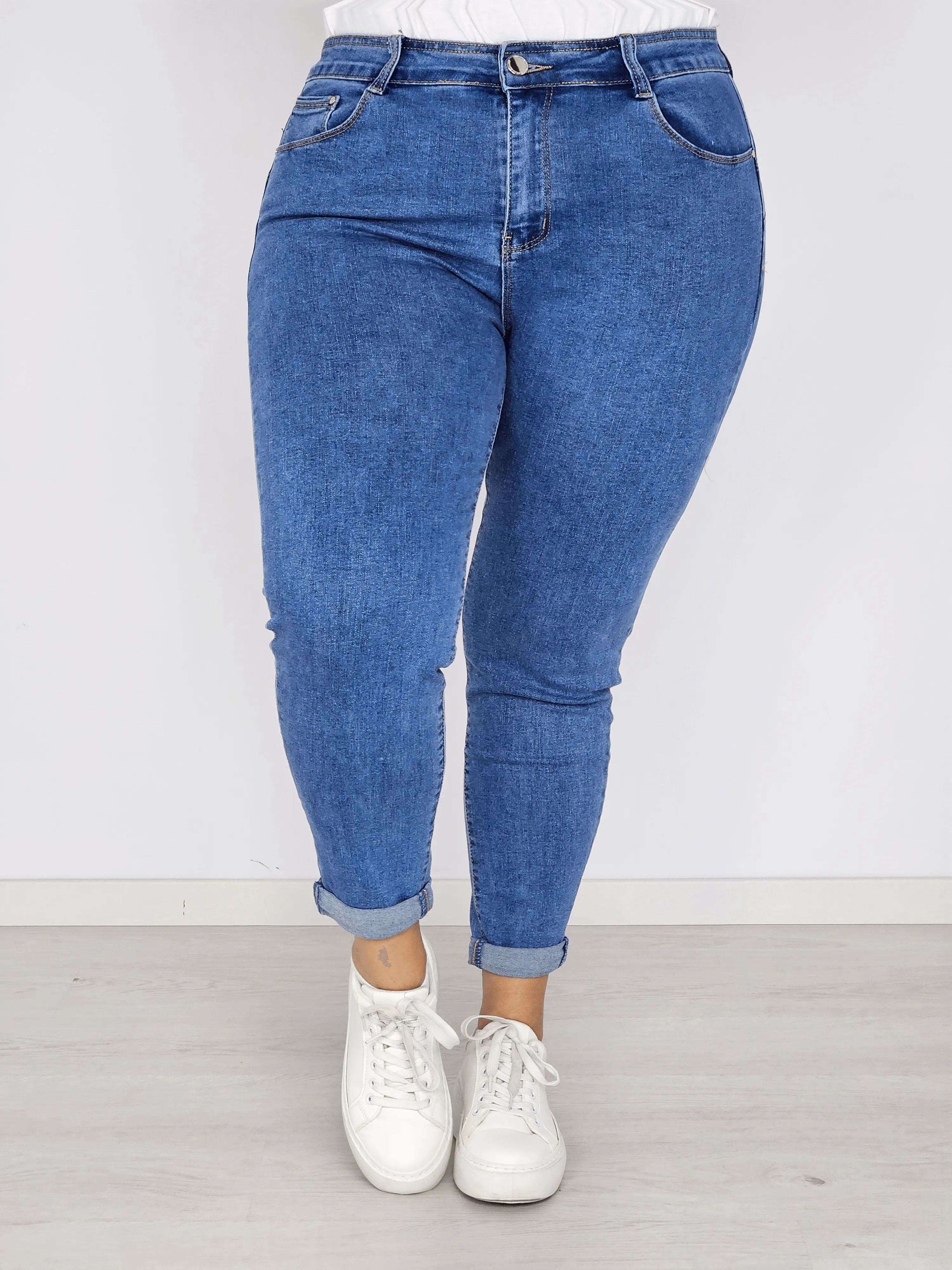 Spodnie jeansowe z elastycznym dopasowaniem Stylowa XL