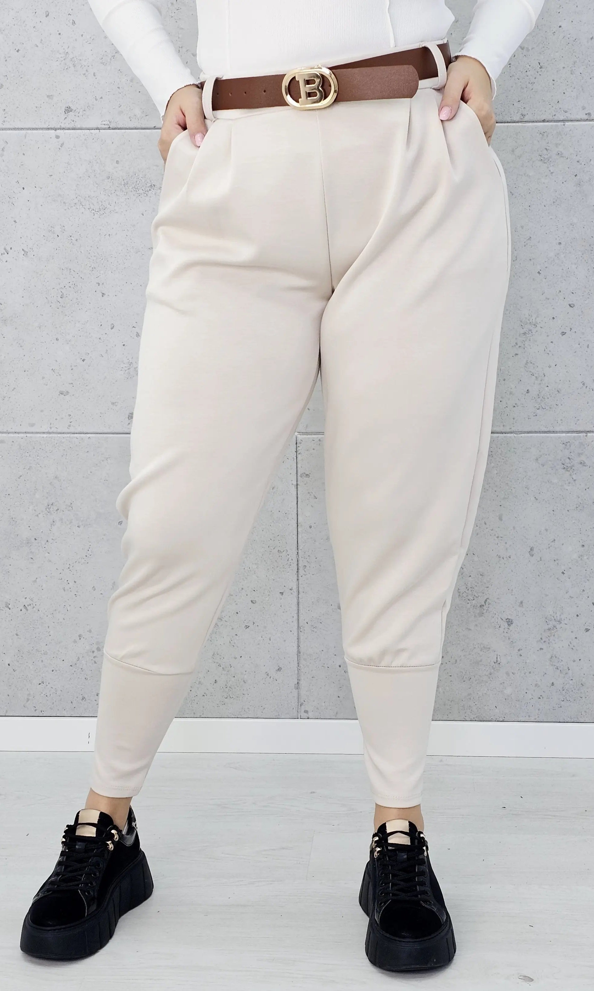 Spodnie masełkowe ze ściągaczem Stylowa XL