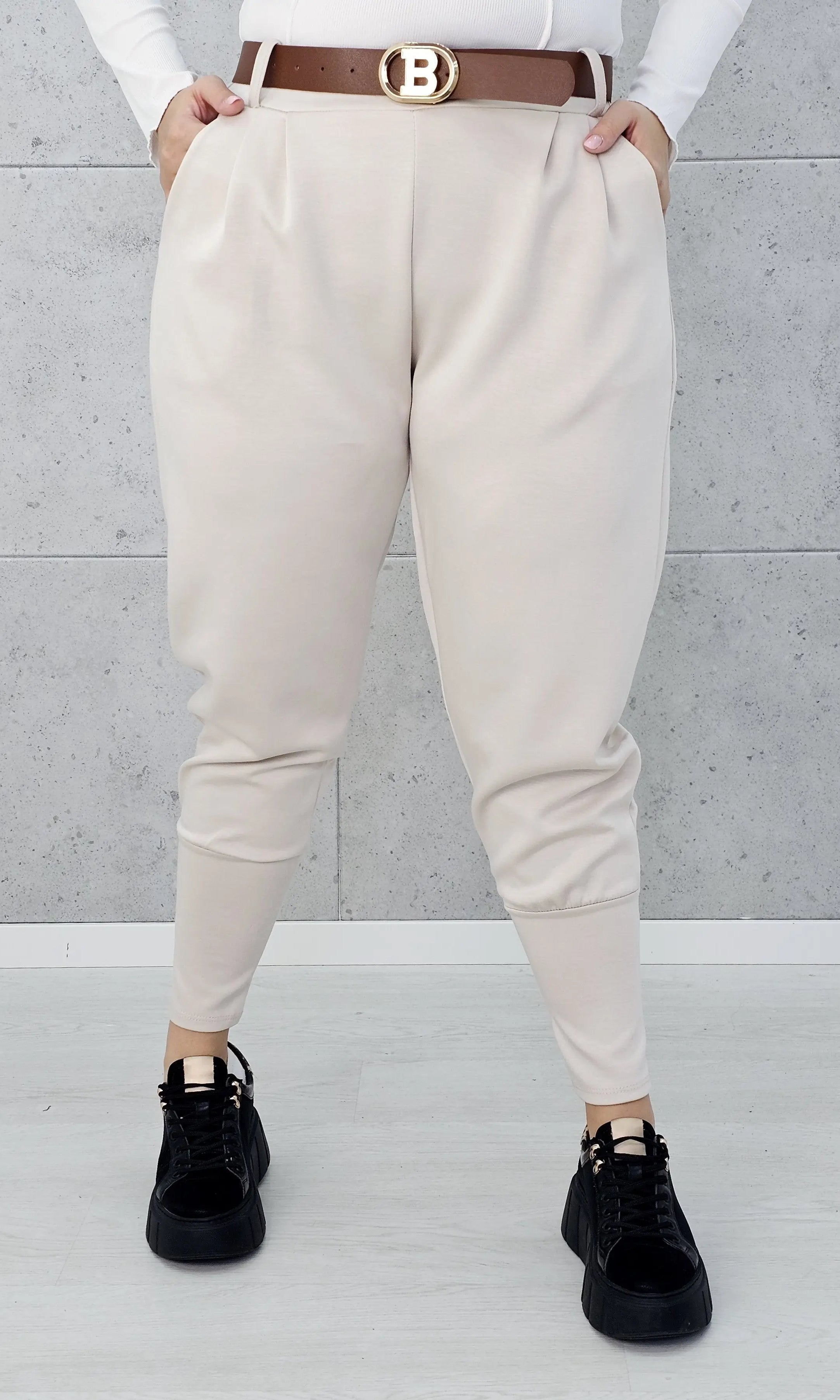 Spodnie masełkowe ze ściągaczem Stylowa XL