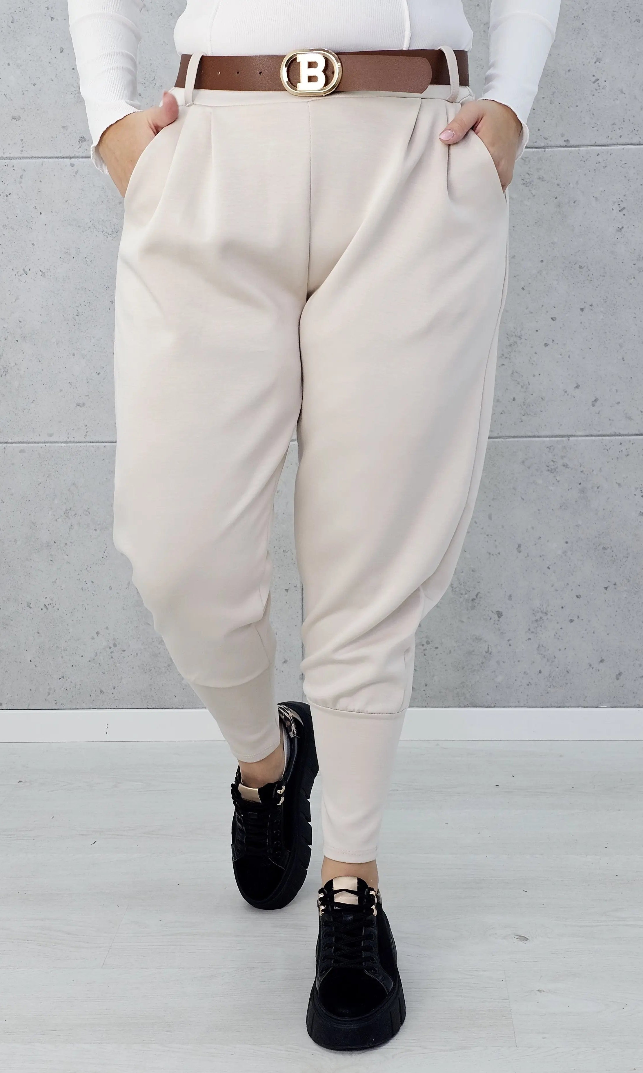 Spodnie masełkowe ze ściągaczem Stylowa XL