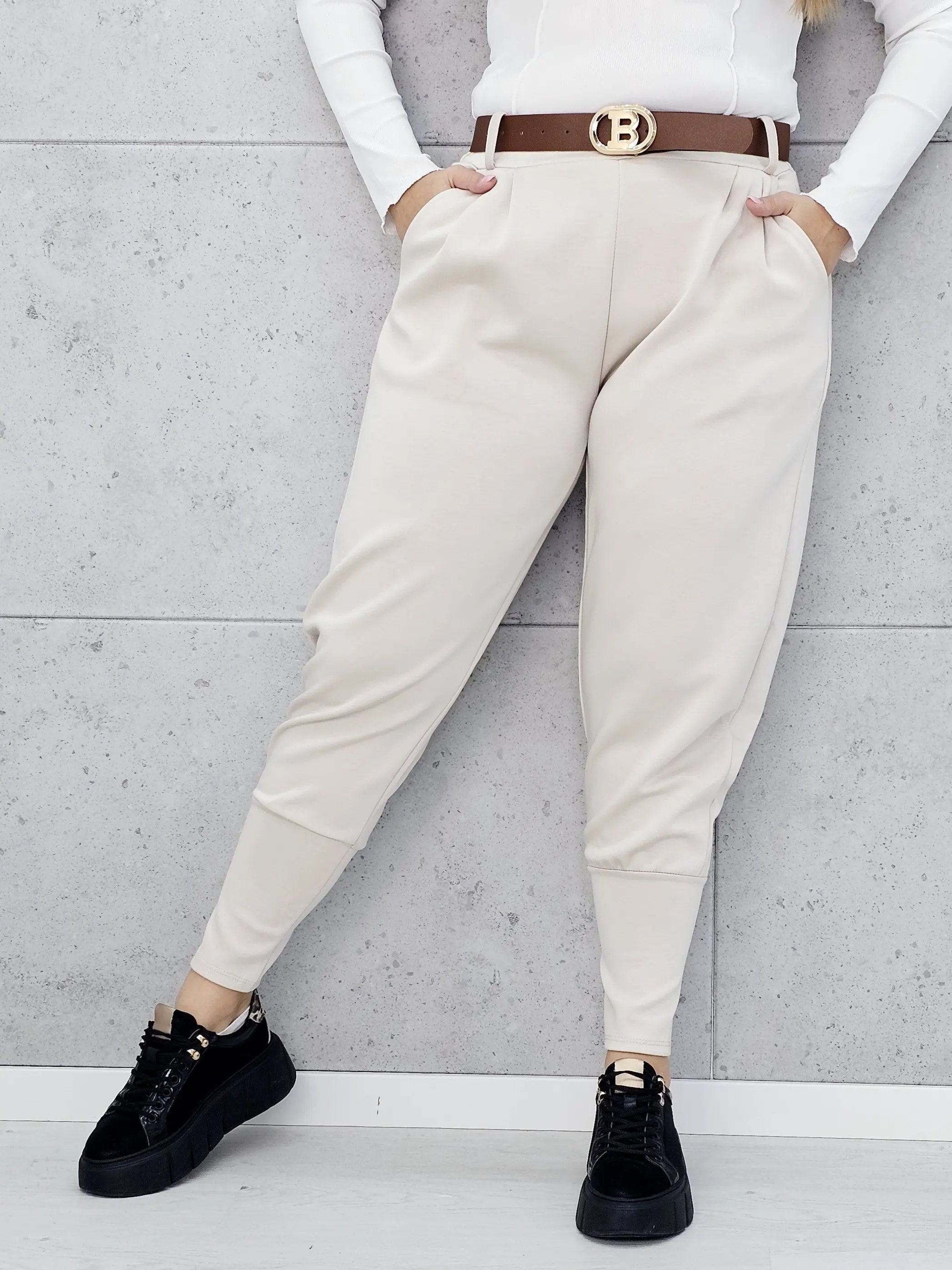 Spodnie masełkowe ze ściągaczem Stylowa XL