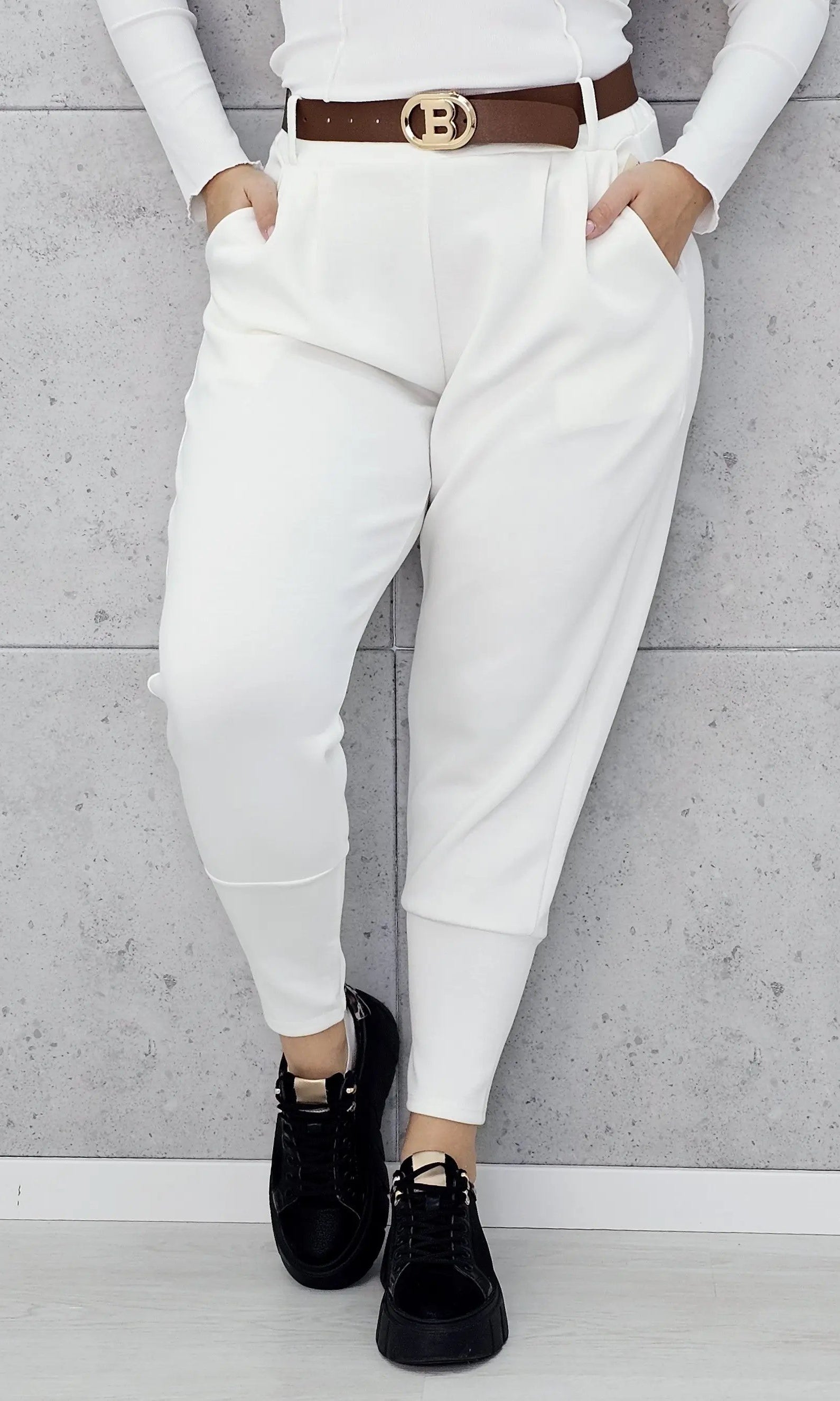 Spodnie masełkowe ze ściągaczem Stylowa XL