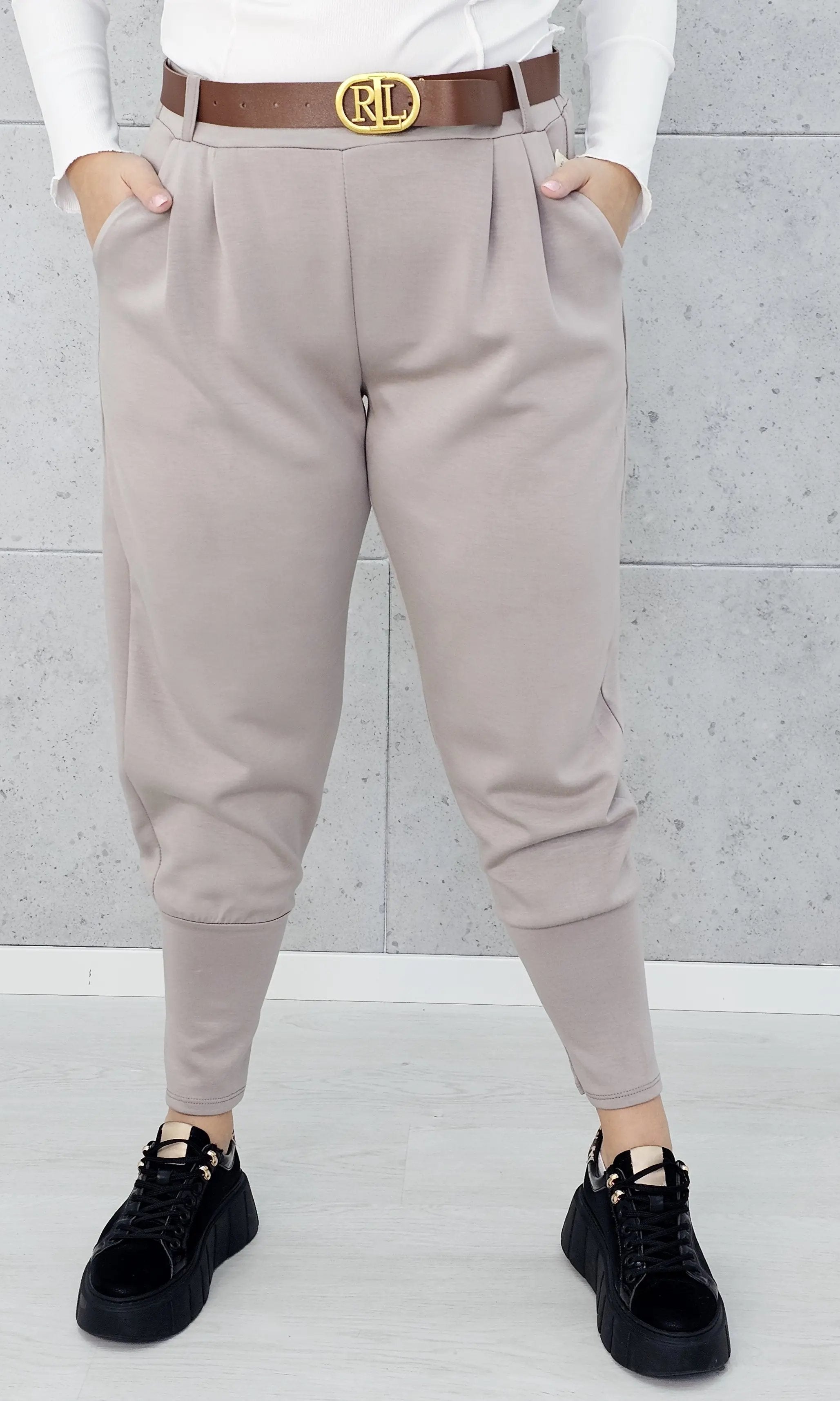 Spodnie masełkowe ze ściągaczem Stylowa XL